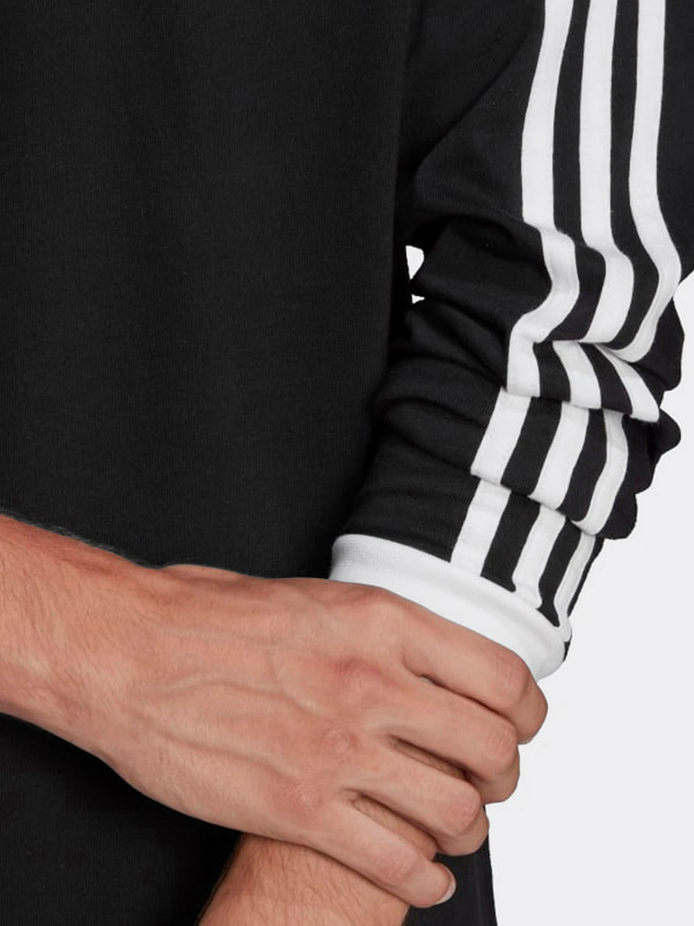 Худи и свитшоты Adidas модель GN3478 Худи и свитшоты Adidas модель GN3478 Фото