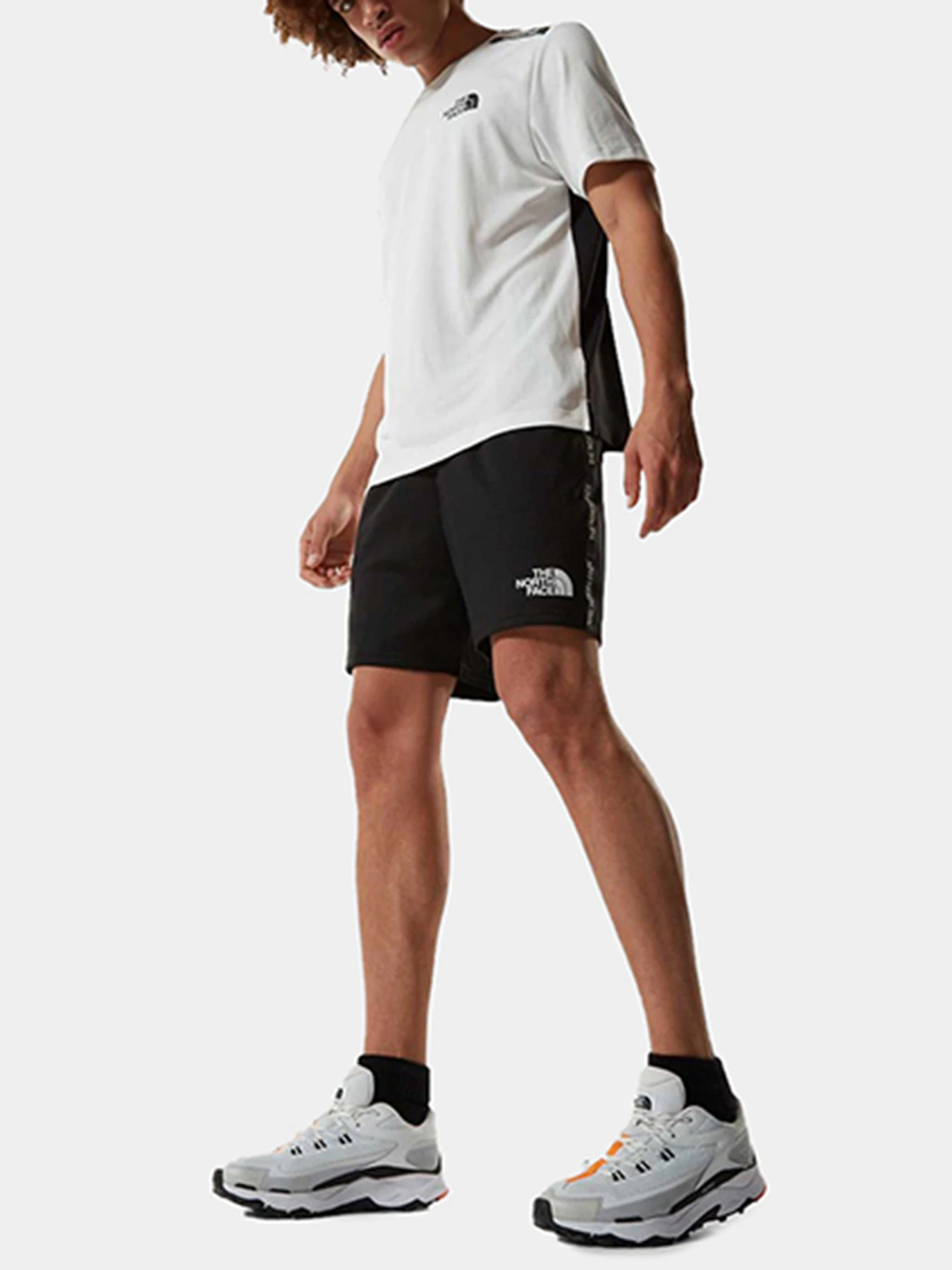 Шорты The North Face модель NF0A5579JK31 Шорты The North Face модель NF0A5579JK31 Фото