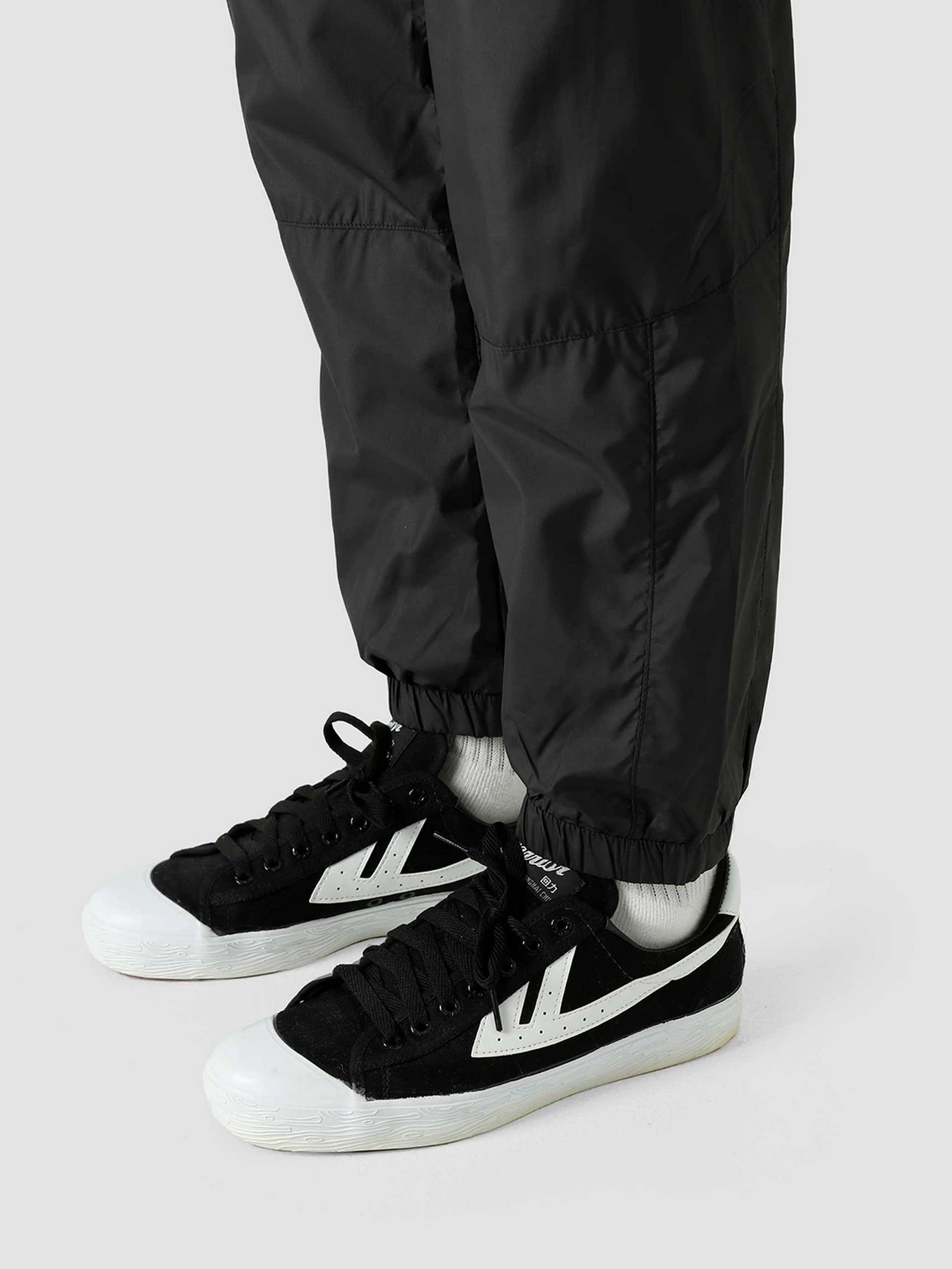 Брюки The North Face модель NF0A5J5PJK31 Брюки The North Face модель NF0A5J5PJK31 Фото