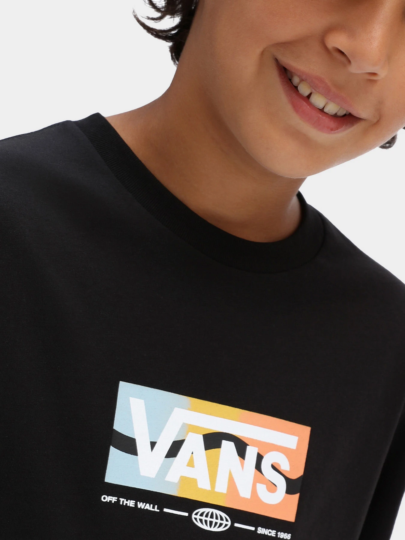Футболки и поло Vans модель VN0A7TV2BLK_K Футболки и поло Vans модель VN0A7TV2BLK_K Фото