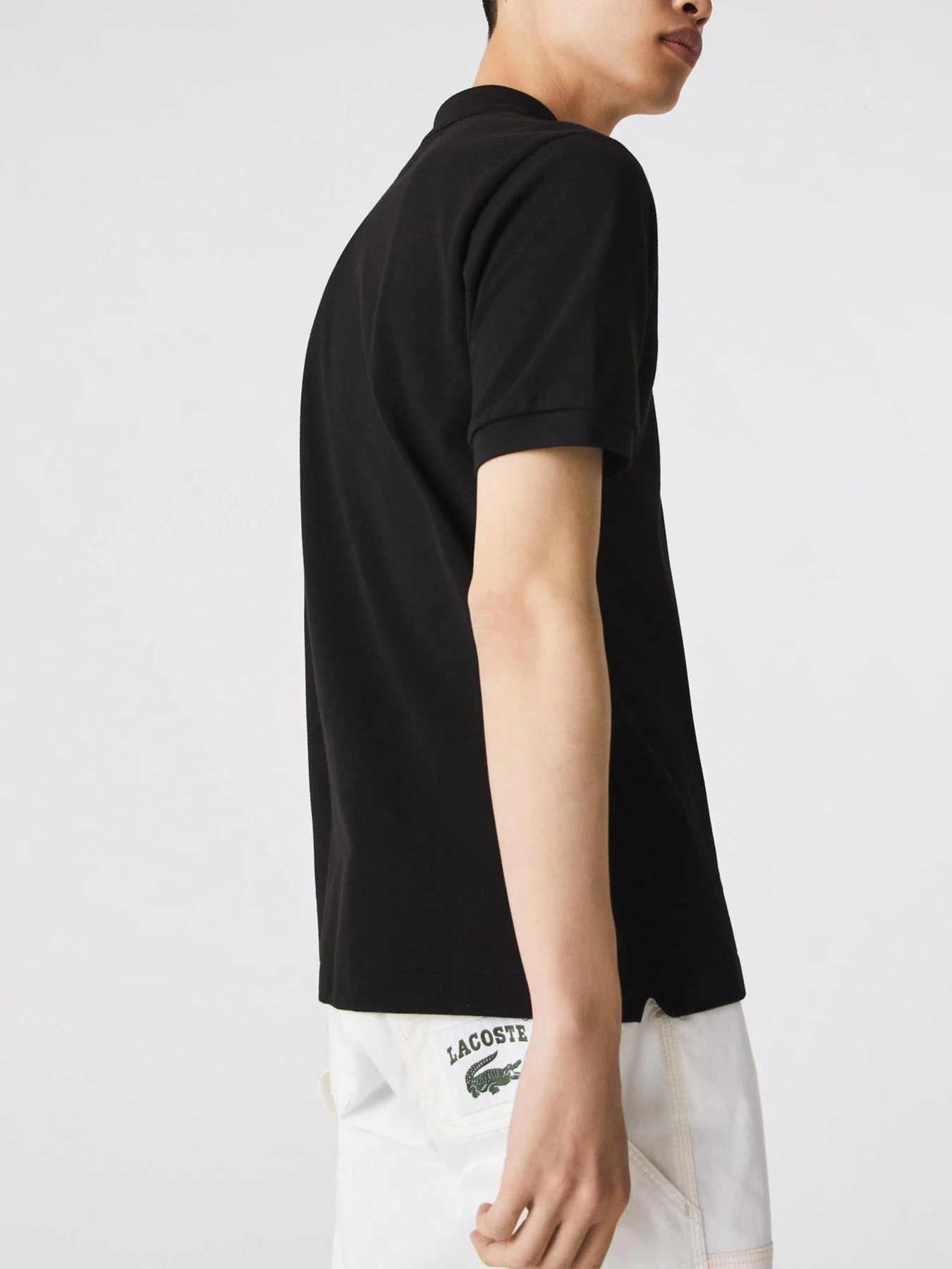 Футболки и поло Lacoste модель L1212031 Футболки и поло Lacoste модель L1212031 Фото