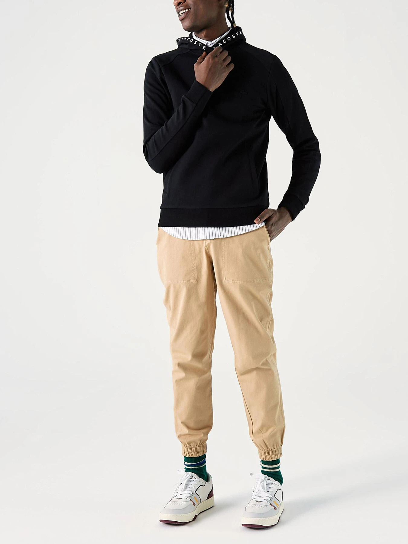 Худи и свитшоты Lacoste модель SH0057.57S Худи и свитшоты Lacoste модель SH0057.57S Фото
