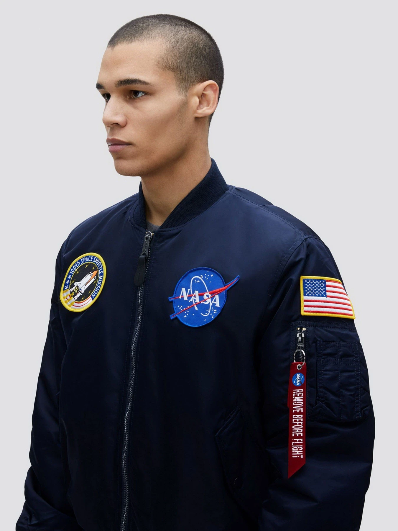 Куртки и дубленки Alpha Industries модель MJM21093C1_410 Куртки и дубленки Alpha Industries модель MJM21093C1_410 Фото