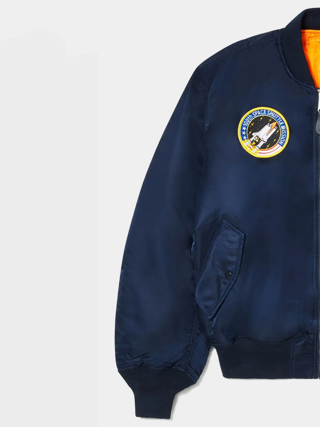 Куртки и дубленки Alpha Industries модель MJM21093C1_410 Куртки и дубленки Alpha Industries модель MJM21093C1_410 Фото