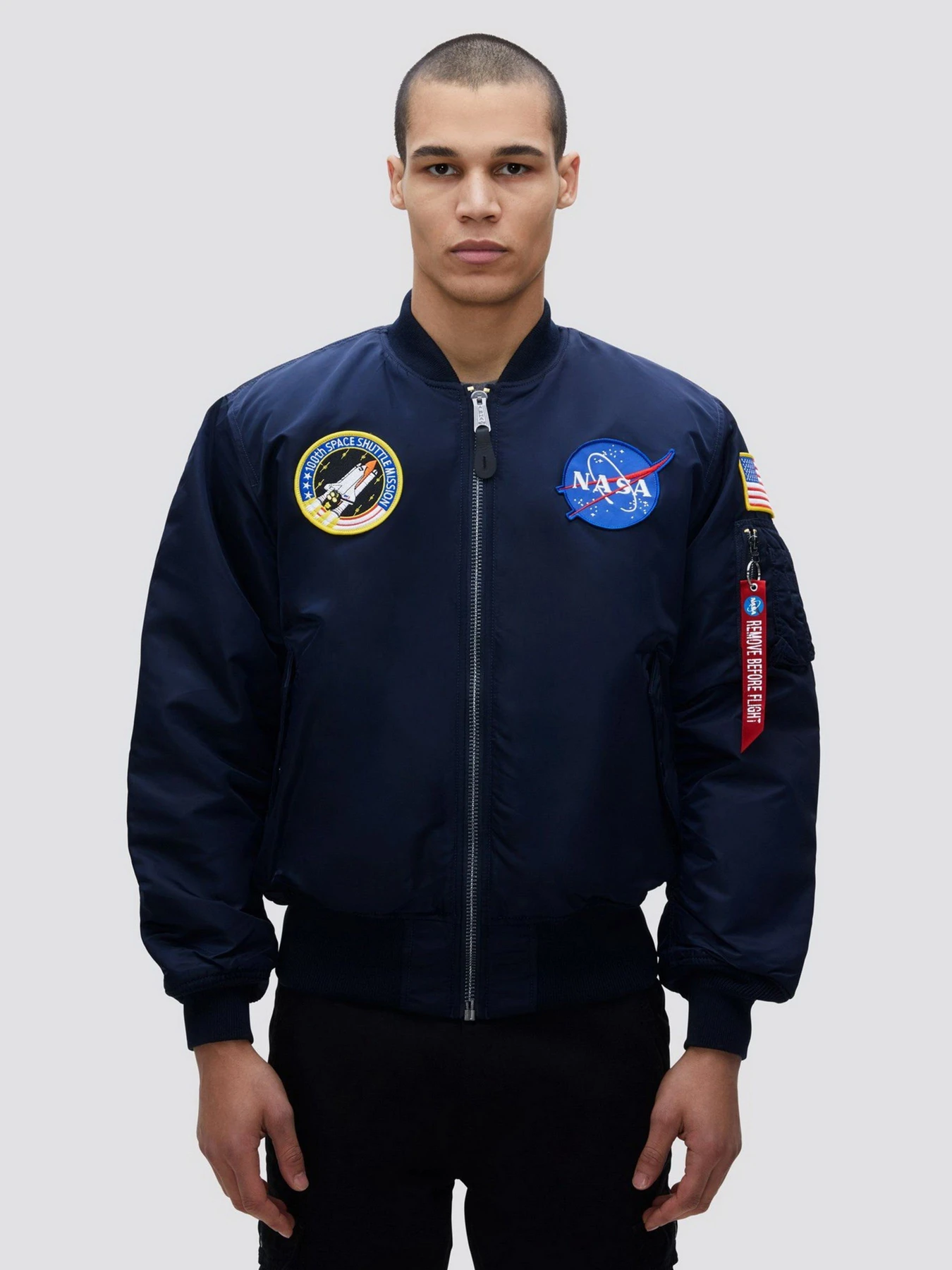 Куртки и дубленки Alpha Industries модель MJM21093C1_410 Куртки и дубленки Alpha Industries модель MJM21093C1_410 Фото