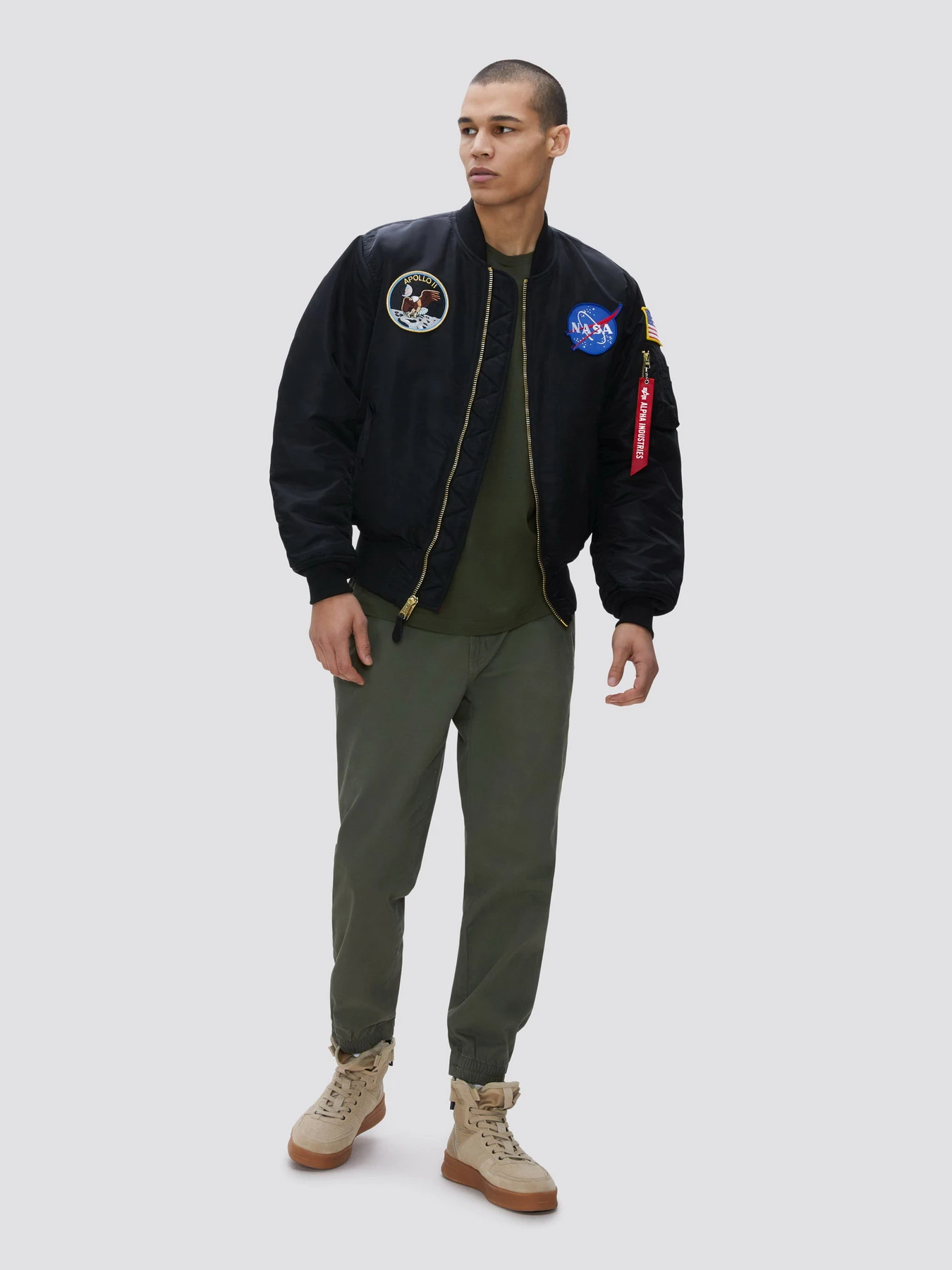 Куртки и дубленки Alpha Industries модель MJM21097C1_001 Куртки и дубленки Alpha Industries модель MJM21097C1_001 Фото