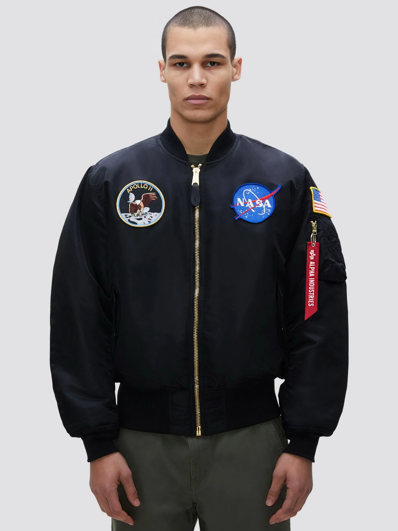 Куртки и дубленки Alpha Industries модель MJM21097C1_001 Куртки и дубленки Alpha Industries модель MJM21097C1_001 Фото