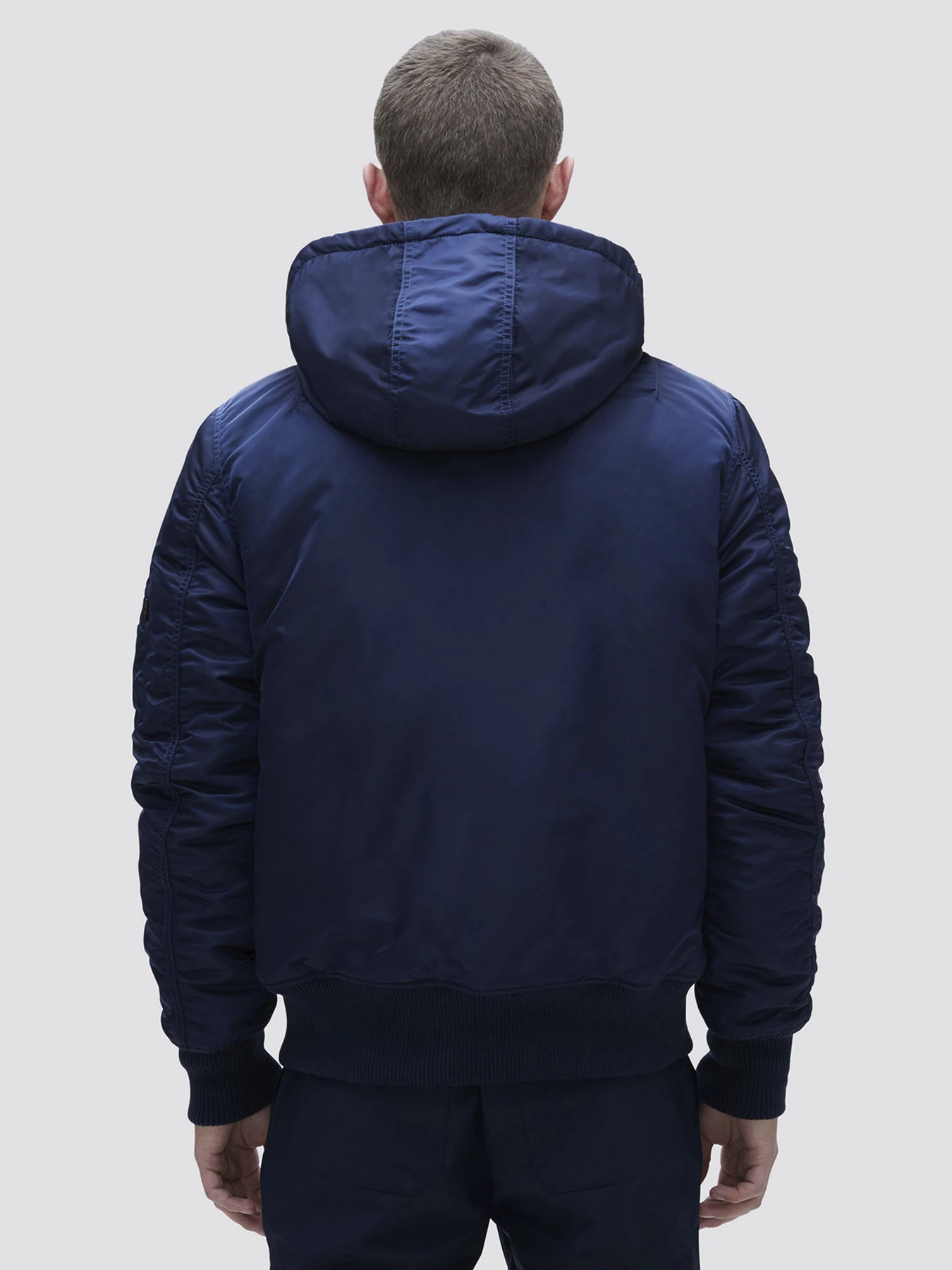 Куртки и дубленки Alpha Industries модель MJM49501C1_410 Куртки и дубленки Alpha Industries модель MJM49501C1_410 Фото