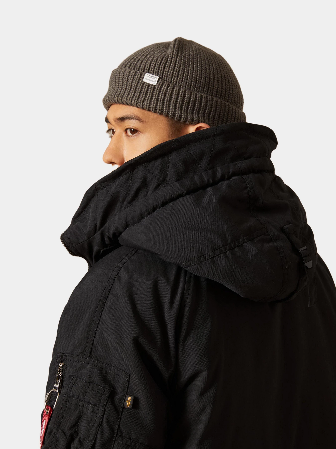 Куртки и дубленки Alpha Industries модель MJN51500C1_001 Куртки и дубленки Alpha Industries модель MJN51500C1_001 Фото