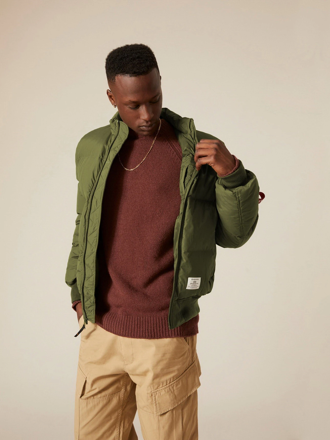 Куртки и дубленки Alpha Industries модель UJM51500C1_301 Куртки и дубленки Alpha Industries модель UJM51500C1_301 Фото