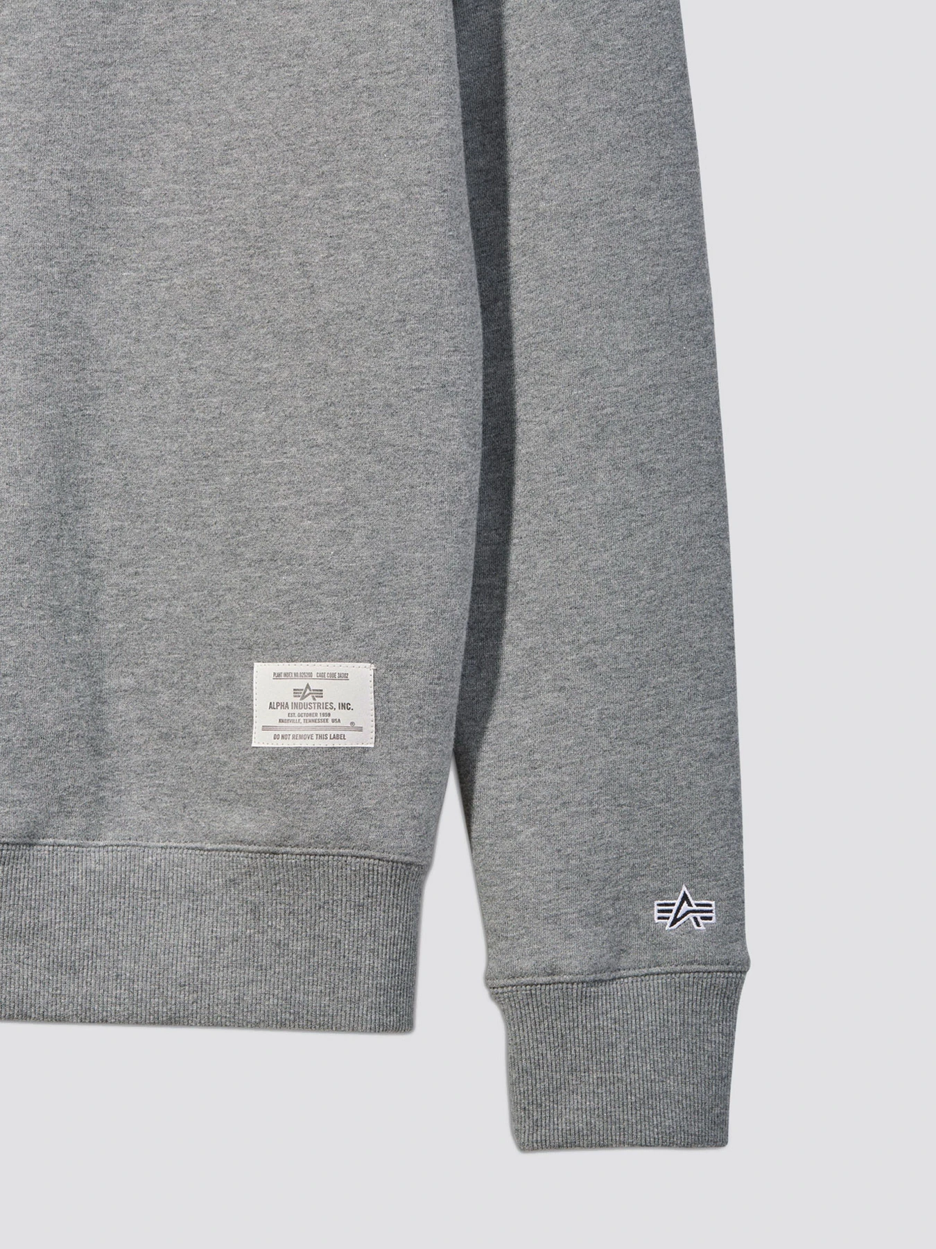 Худи и свитшоты Alpha Industries модель USE51500C1_063 Худи и свитшоты Alpha Industries модель USE51500C1_063 Фото
