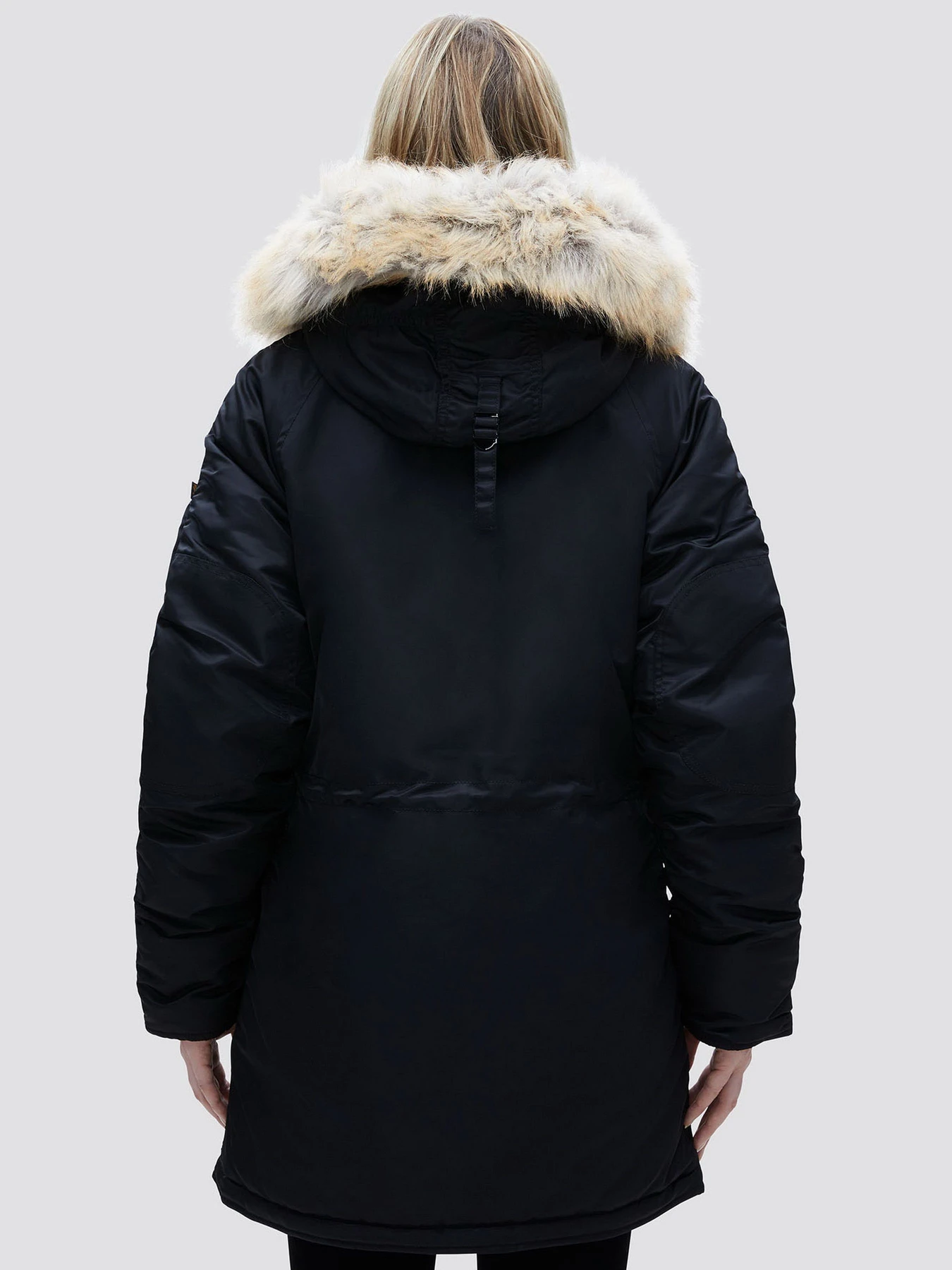 Куртки и дубленки Alpha Industries модель WJN44502C1_001 Куртки и дубленки Alpha Industries модель WJN44502C1_001 Фото