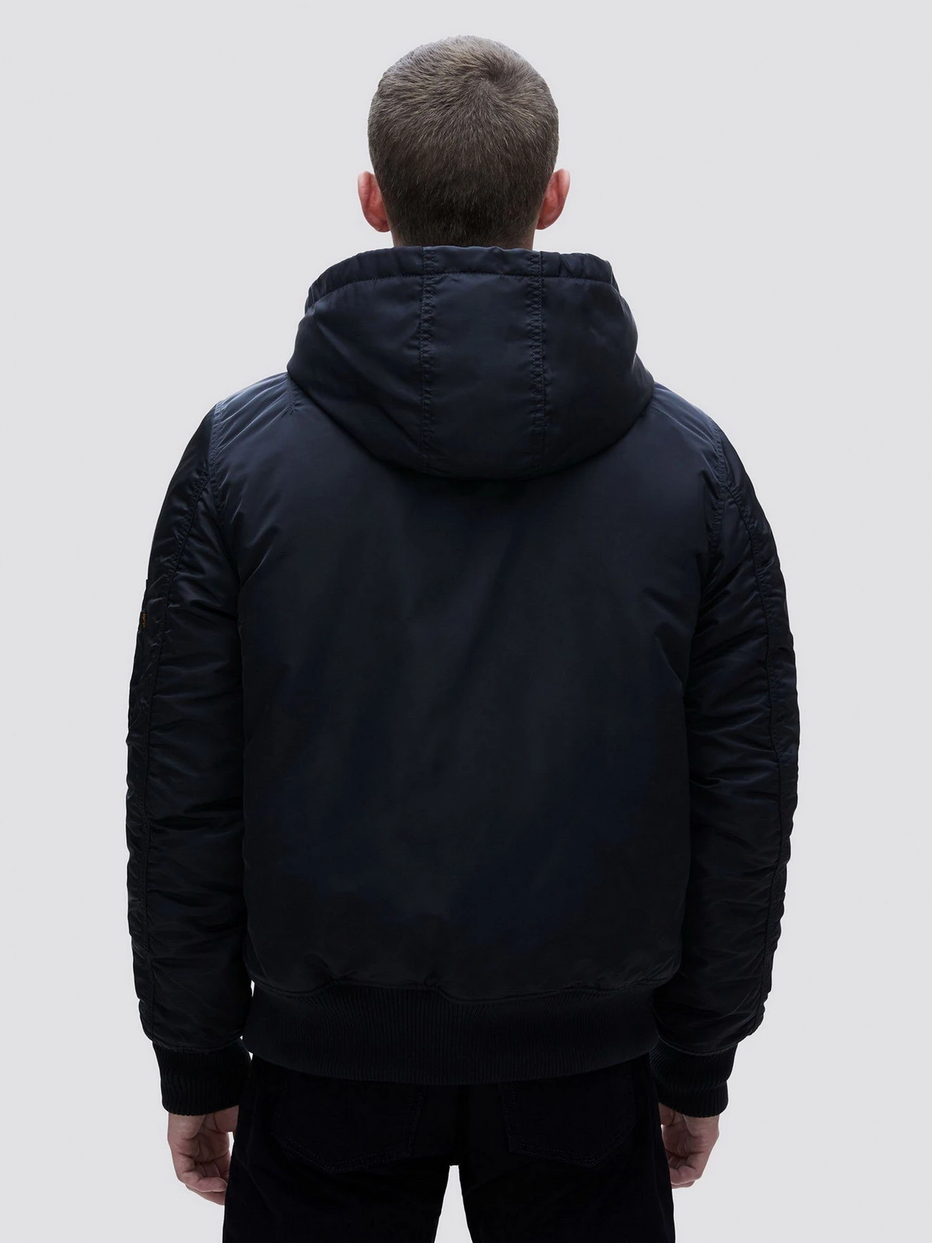 Куртки и дубленки Alpha Industries модель MJM49501C1_001 Куртки и дубленки Alpha Industries модель MJM49501C1_001 Фото