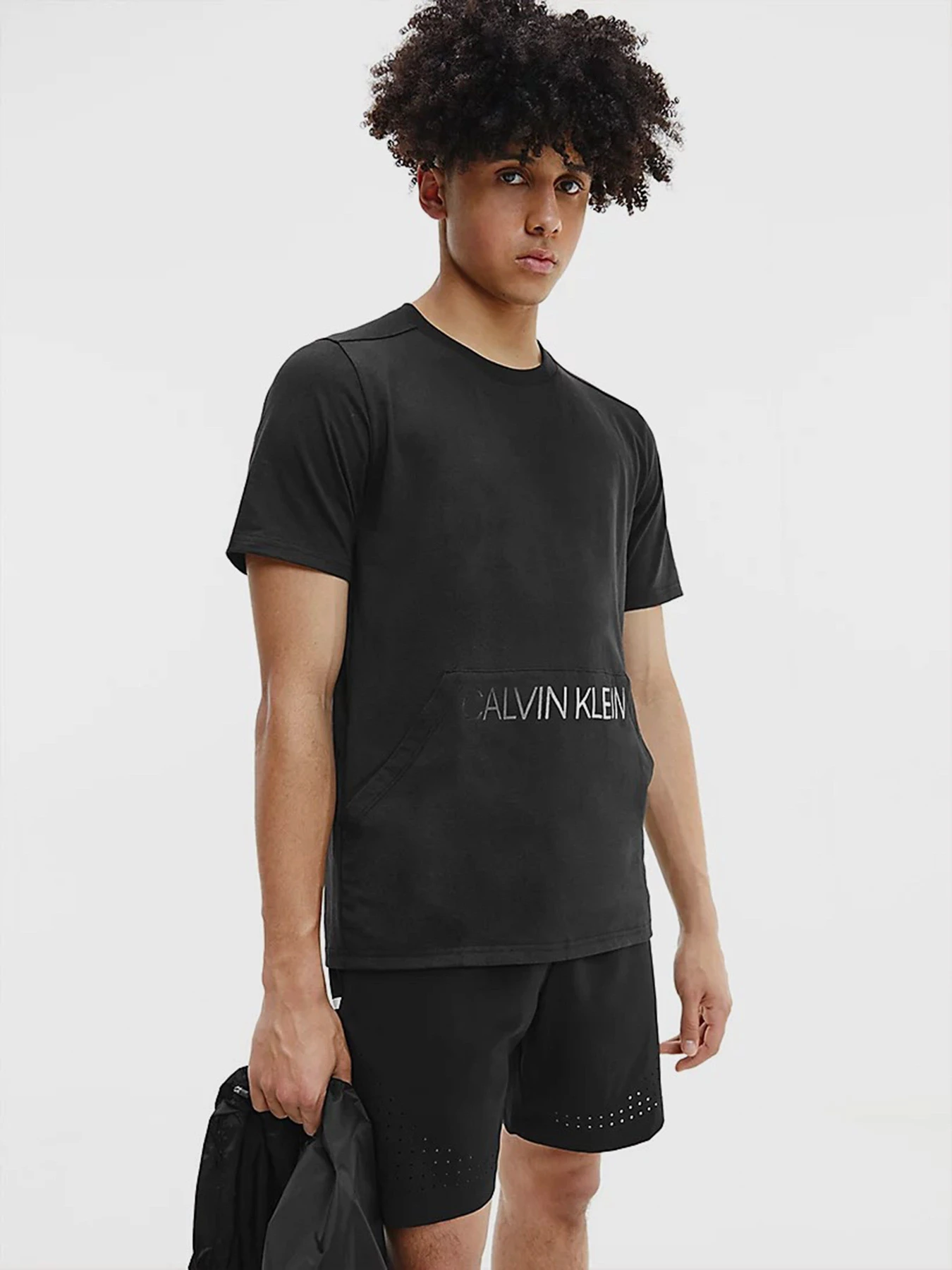 Футболки и поло Calvin Klein модель 00GMT1K295-007 Футболки и поло Calvin Klein модель 00GMT1K295-007 Фото