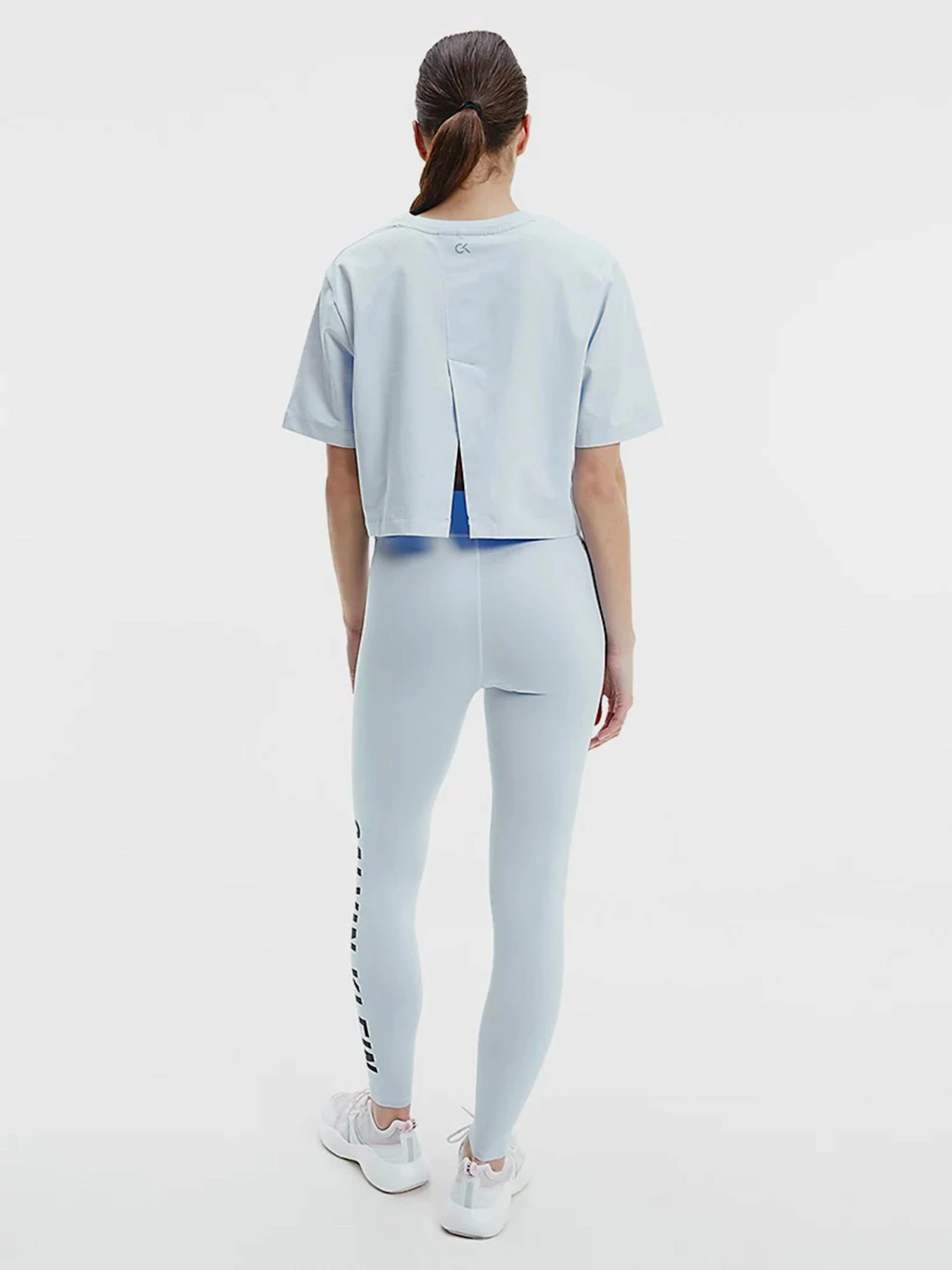 Футболки и поло Calvin Klein модель 00GWF0K142-407 Футболки и поло Calvin Klein модель 00GWF0K142-407 Фото