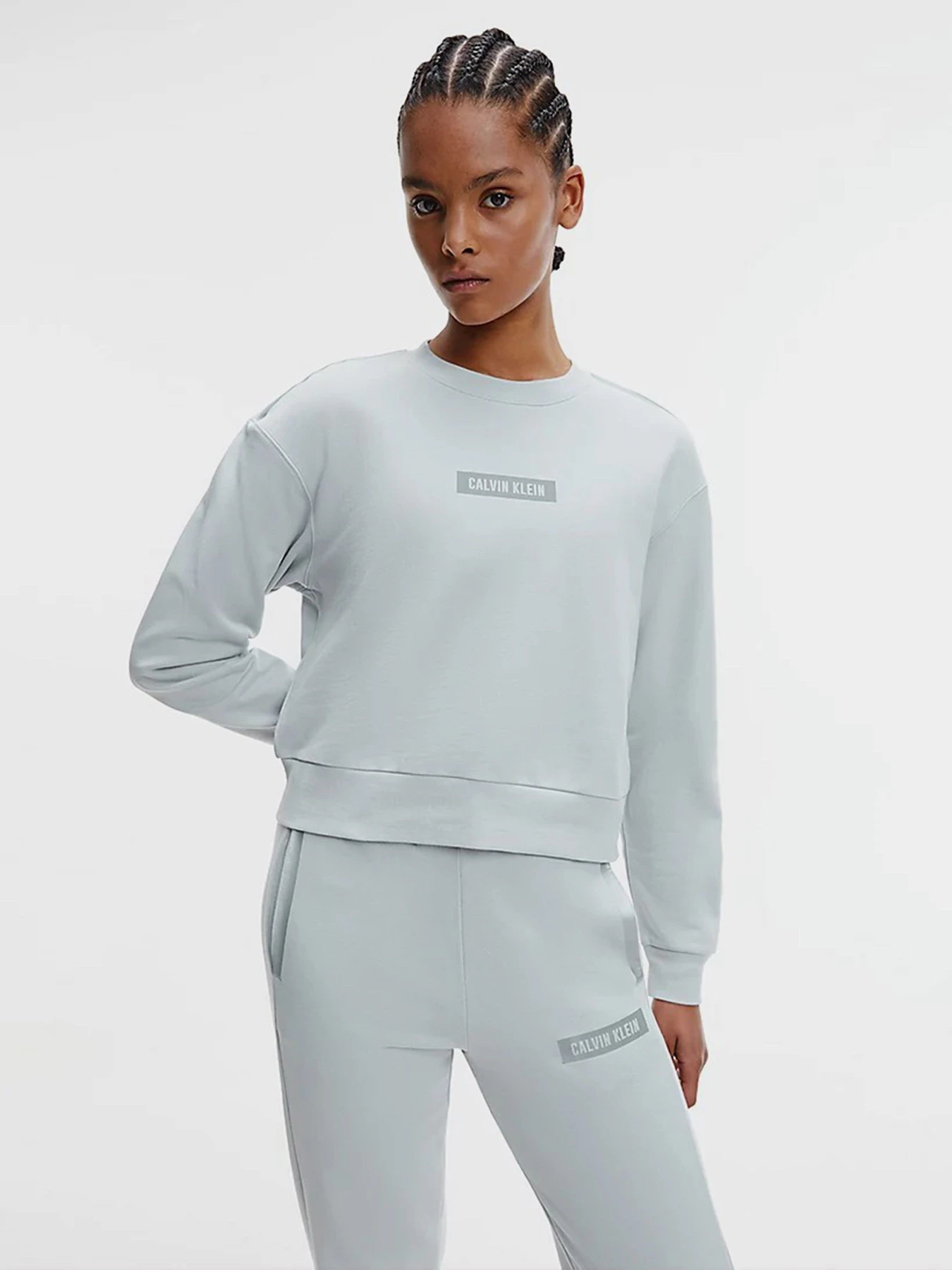 Худи и свитшоты Calvin Klein модель 00GWS1W302-004 Худи и свитшоты Calvin Klein модель 00GWS1W302-004 Фото