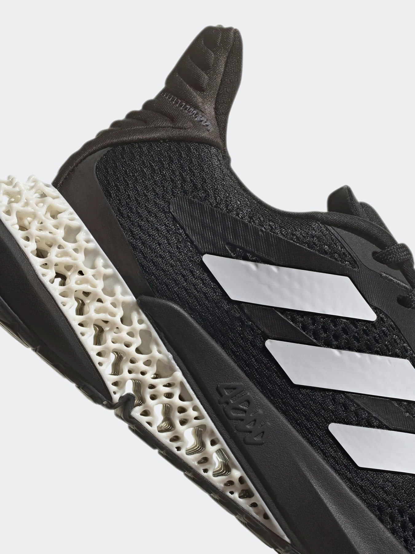 Кроссовки Adidas модель Q46450 Кроссовки Adidas модель Q46450 Фото