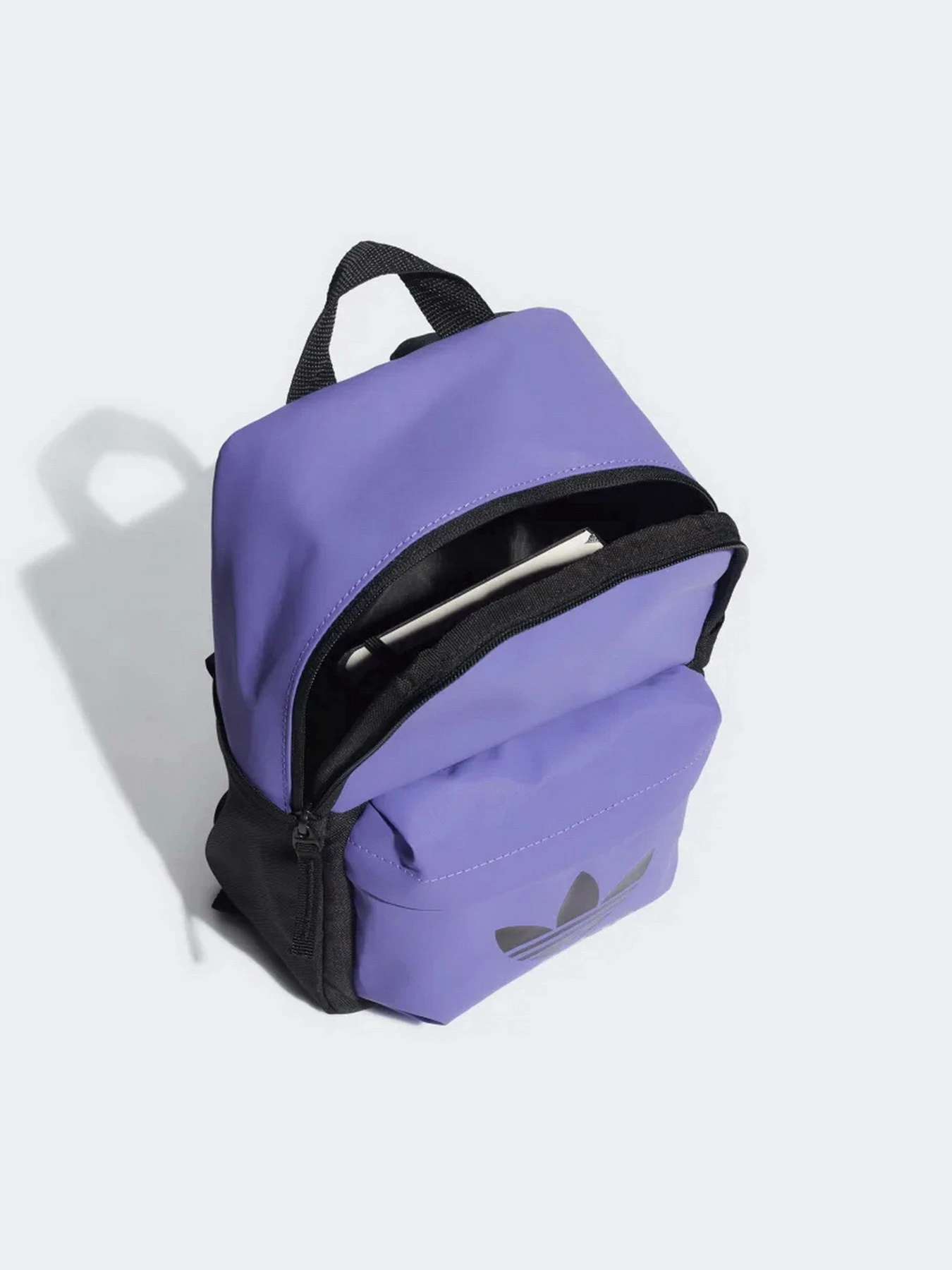 Рюкзаки Adidas модель HD7217 Рюкзаки Adidas модель HD7217 Фото