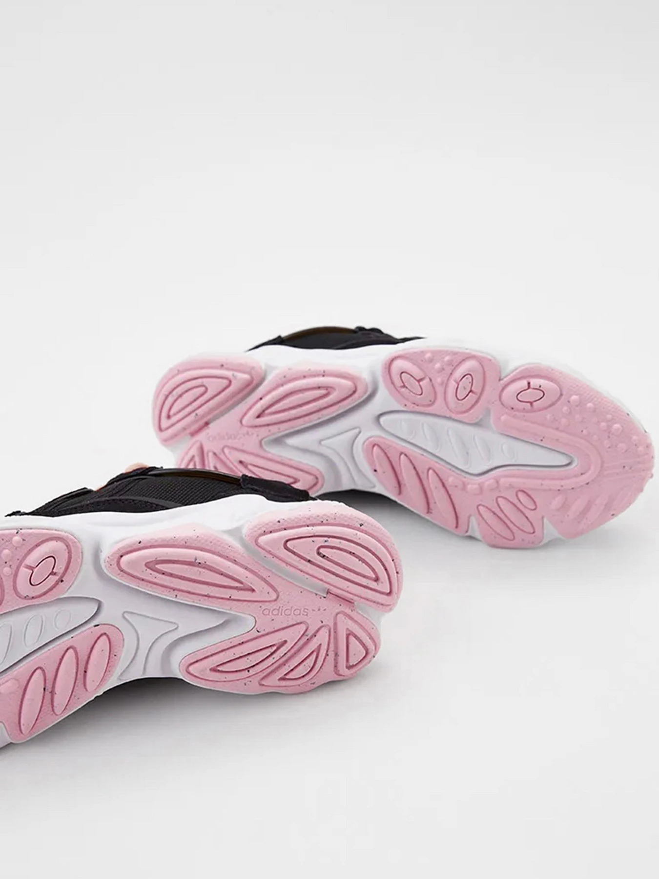 Кроссовки Adidas модель GW5621 Кроссовки Adidas модель GW5621 Фото