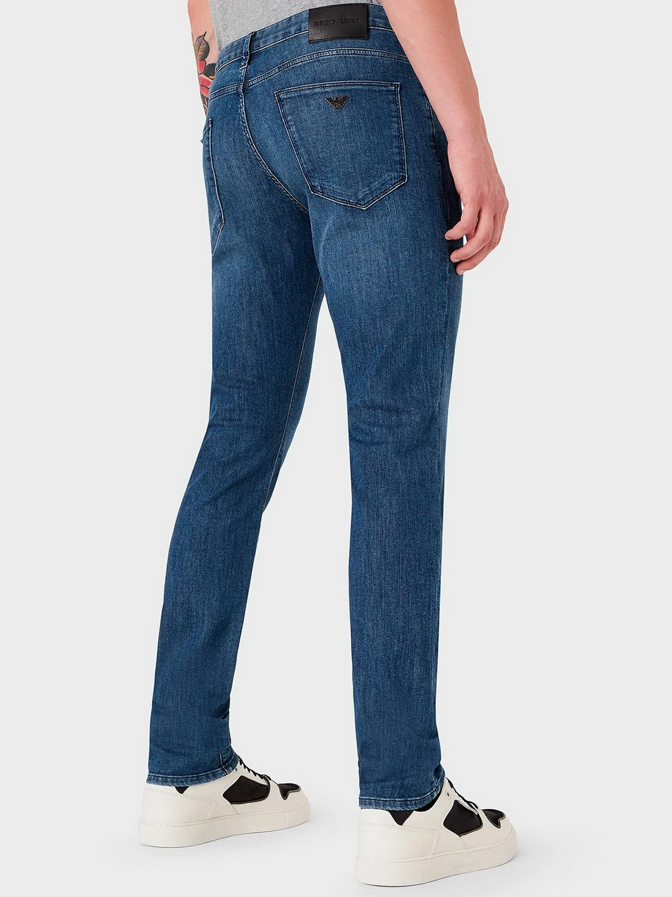 Джинсы Emporio Armani модель 8N1J06-1D85Z-0943 Джинсы Emporio Armani модель 8N1J06-1D85Z-0943 Фото