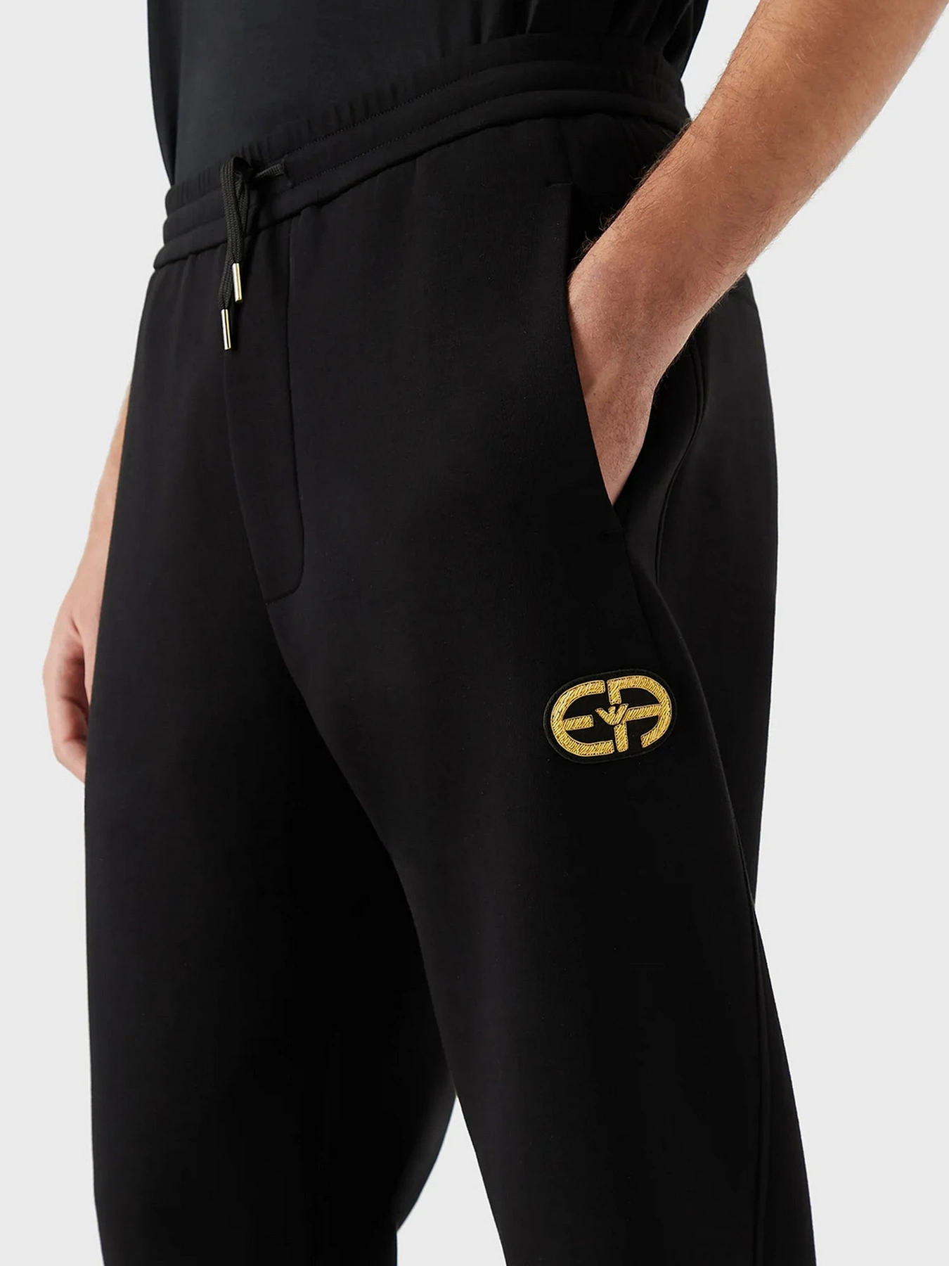 Брюки Emporio Armani модель 6L1P84-1JHSZ-0999 Брюки Emporio Armani модель 6L1P84-1JHSZ-0999 Фото