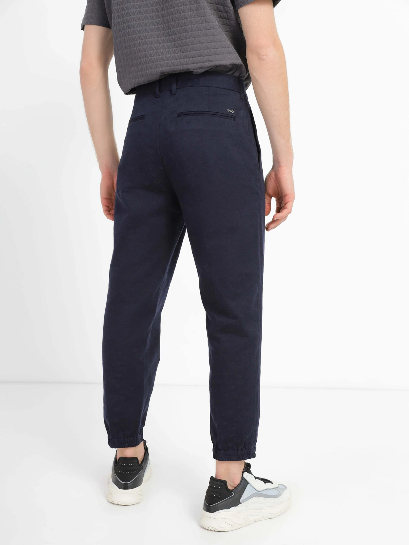 Брюки Emporio Armani модель 6L1PCL-1NJEZ-0920 Брюки Emporio Armani модель 6L1PCL-1NJEZ-0920 Фото