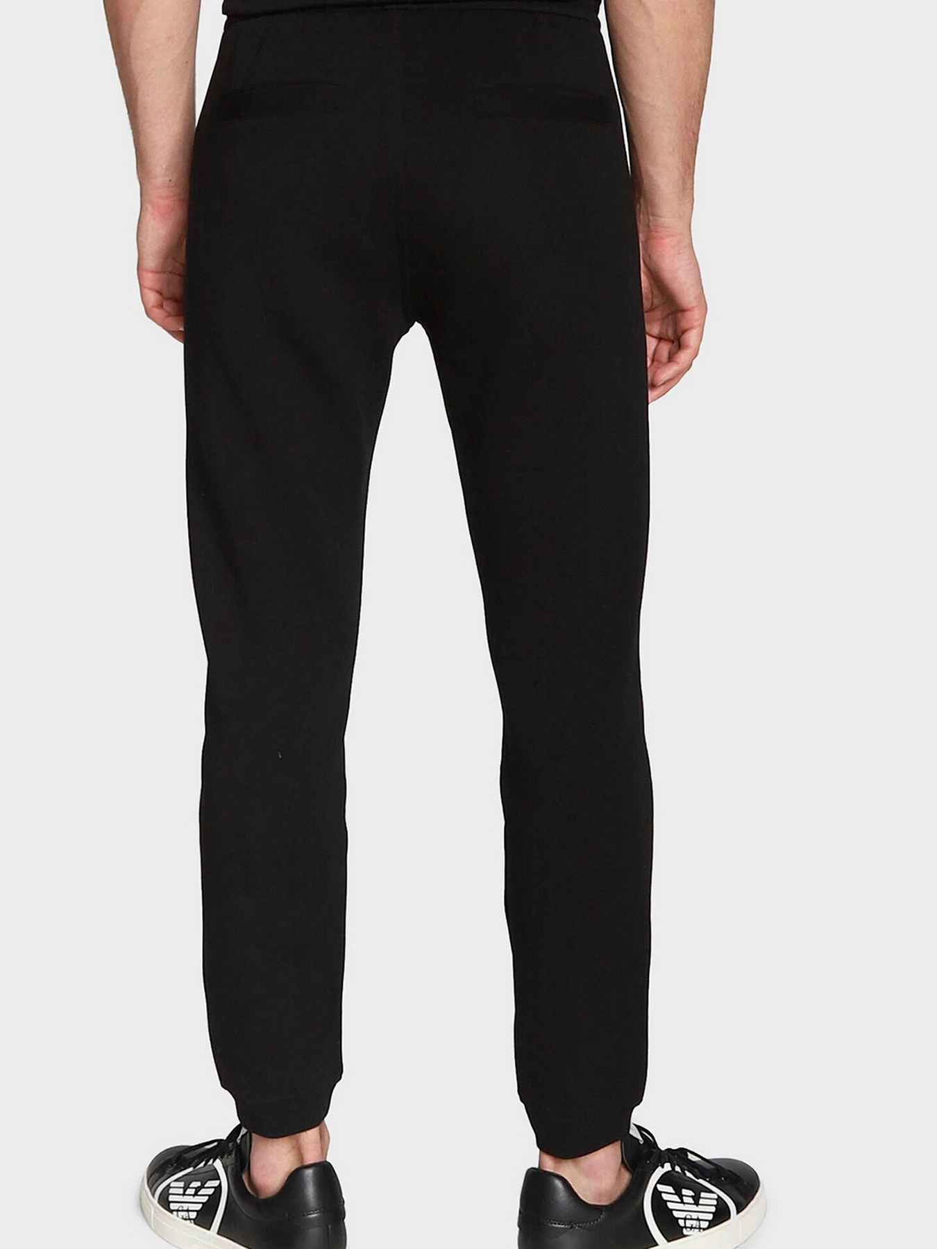 Брюки Emporio Armani модель 6L1PE5-1JHSZ-0999 Брюки Emporio Armani модель 6L1PE5-1JHSZ-0999 Фото