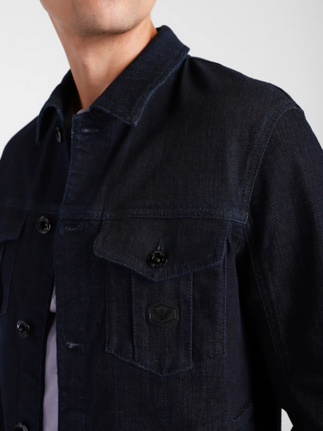 Куртки и дубленки Emporio Armani модель 8N1B95-1DV7Z-0941 Куртки и дубленки Emporio Armani модель 8N1B95-1DV7Z-0941 Фото