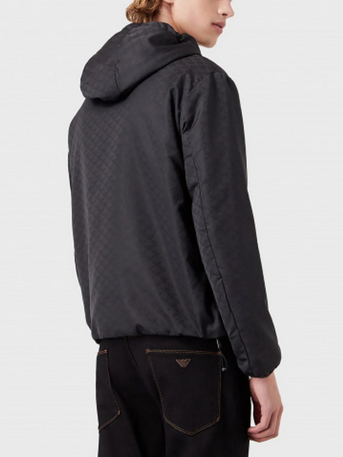 Куртки и дубленки Emporio Armani модель 8N1BN4-1NHQZ-F995 Куртки и дубленки Emporio Armani модель 8N1BN4-1NHQZ-F995 Фото