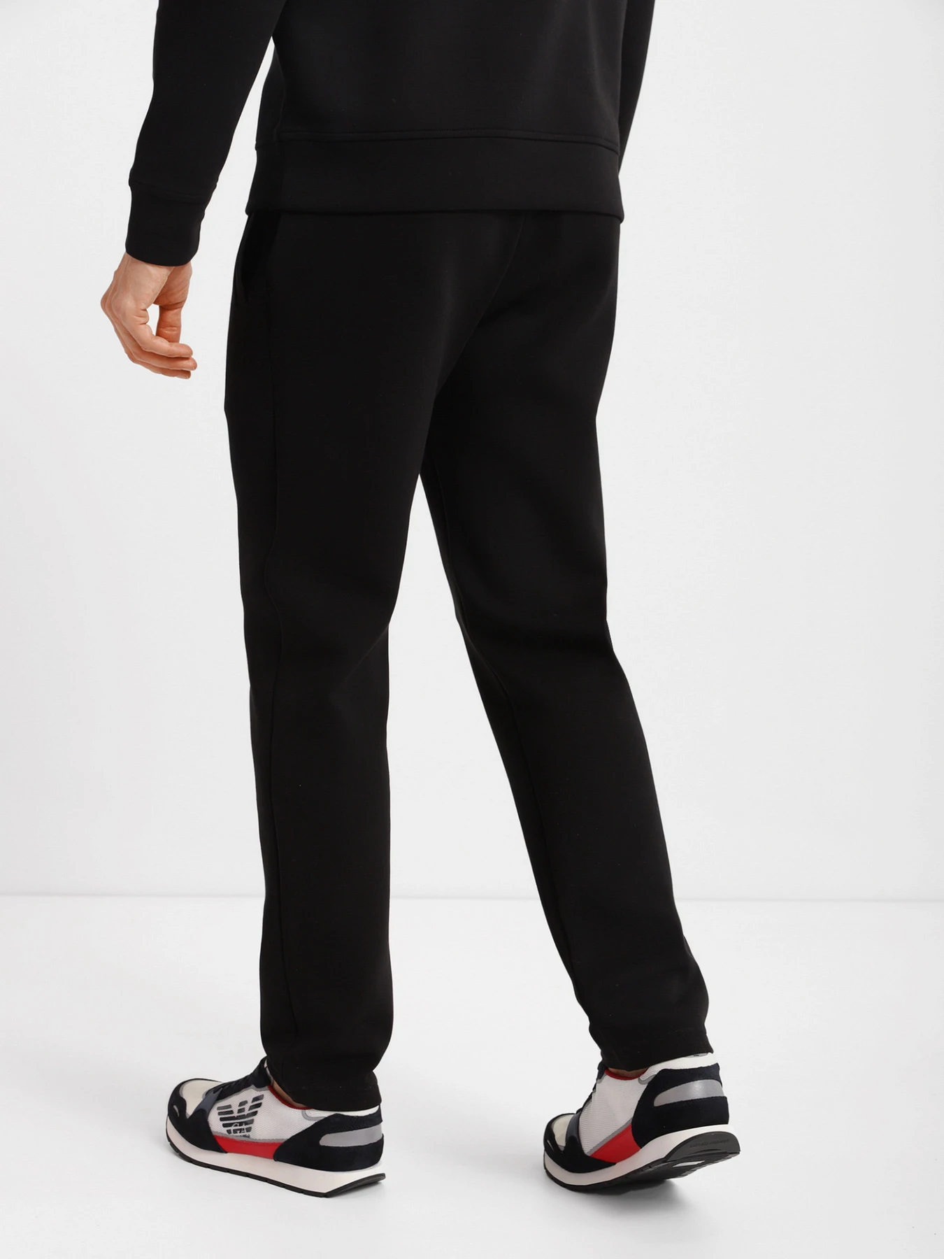 Брюки Emporio Armani модель 8N1PD8-1JHSZ-0999 Брюки Emporio Armani модель 8N1PD8-1JHSZ-0999 Фото