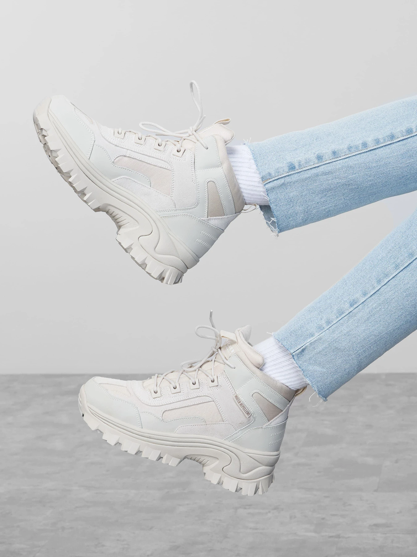 Ботинки и сапоги Skechers модель 155260 OFWT Ботинки и сапоги Skechers модель 155260 OFWT Фото