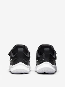 Кроссовки NIKE модель DA2778-003 Фото