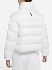 Куртки и дубленки NIKE модель DH4079-100 Фото