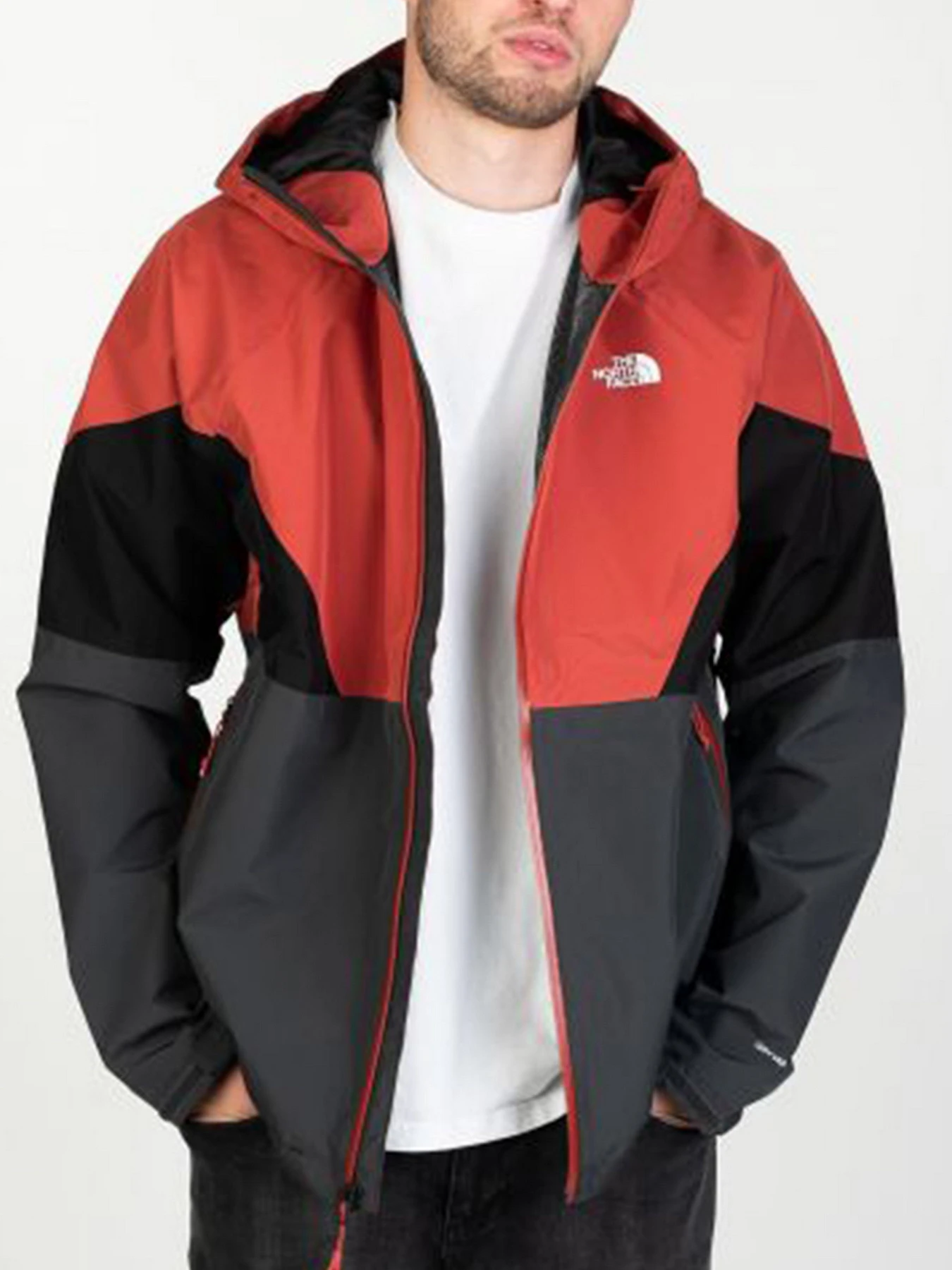 Куртки и дубленки The North Face модель NF0A55B35E71 Куртки и дубленки The North Face модель NF0A55B35E71 Фото