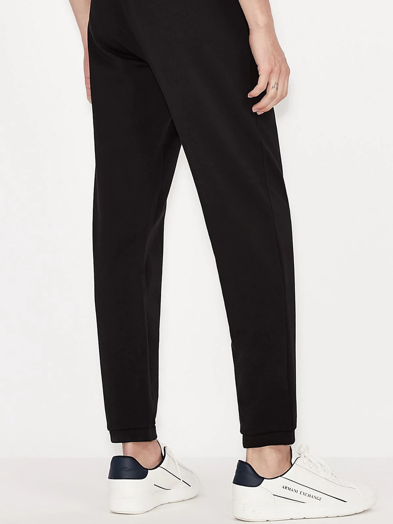 Брюки Armani Exchange модель 8NZP82-ZJH3Z-1200 Брюки Armani Exchange модель 8NZP82-ZJH3Z-1200 Фото
