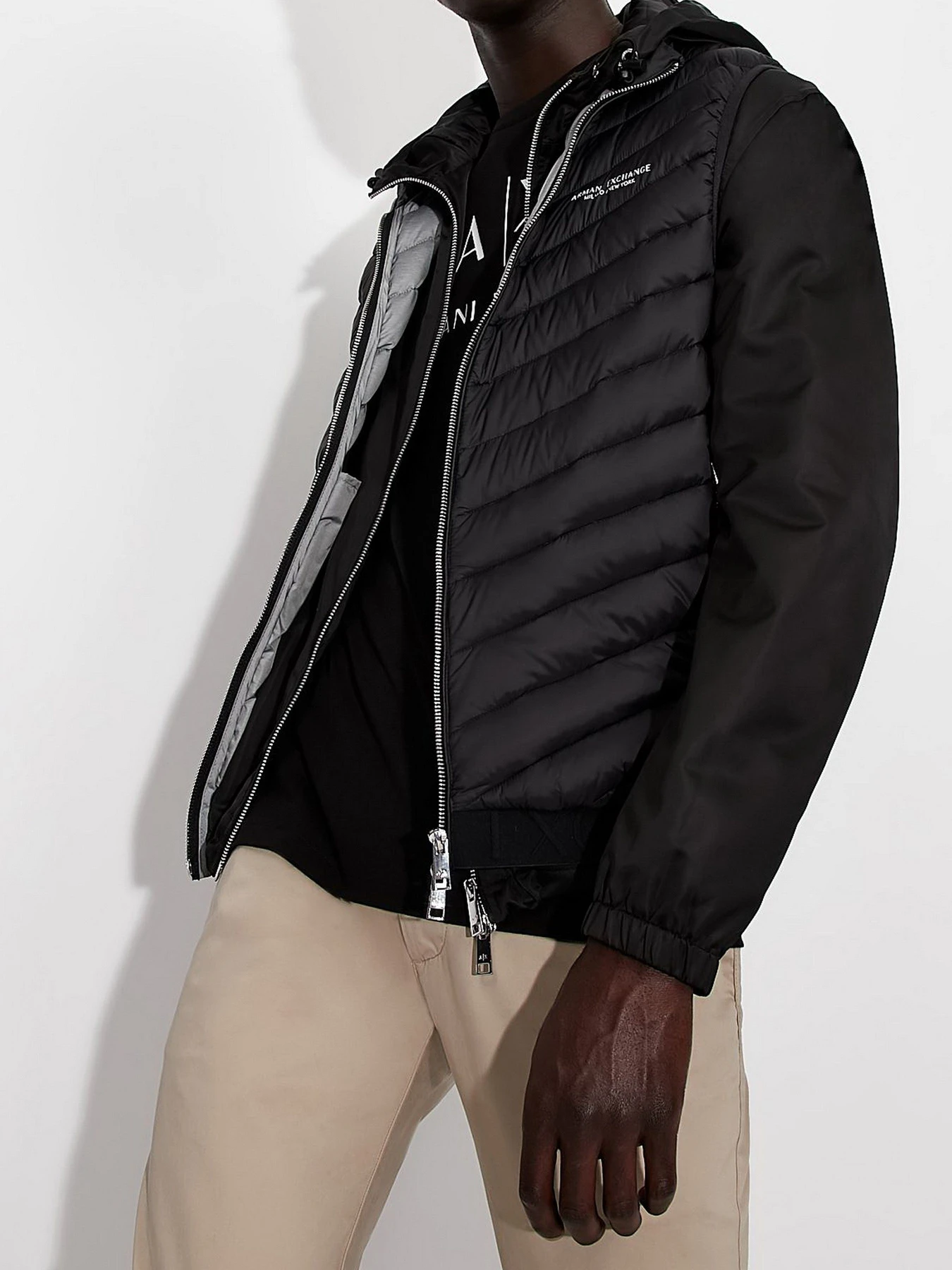 Куртки и дубленки Armani Exchange модель 8NZQ52-ZNW3Z-0217 Куртки и дубленки Armani Exchange модель 8NZQ52-ZNW3Z-0217 Фото