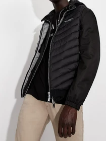 Куртки и дубленки Armani Exchange модель 8NZQ52-ZNW3Z-0217 Фото