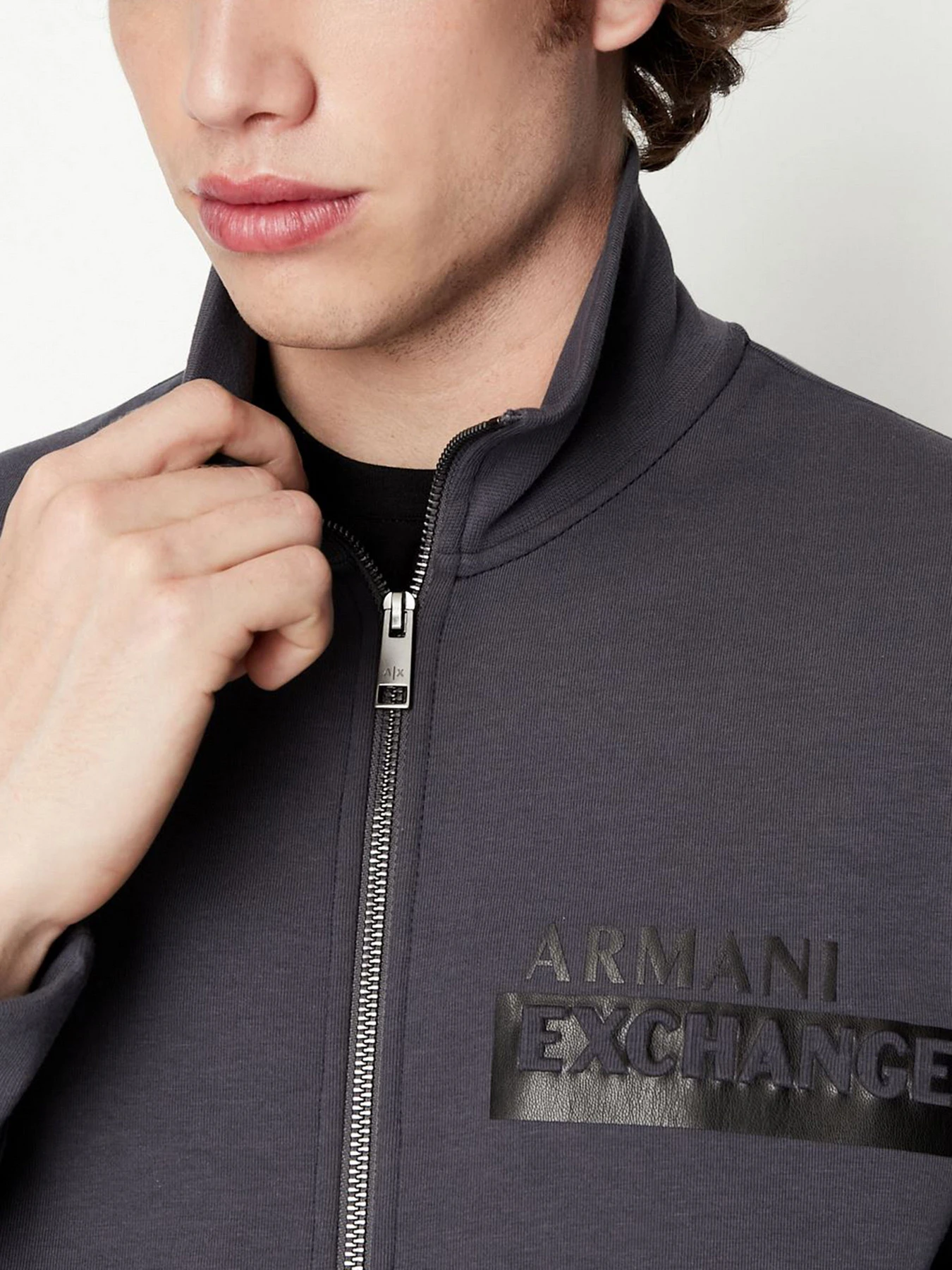 Худи и свитшоты Armani Exchange модель 6LZMBF-ZJCAZ-1978 Худи и свитшоты Armani Exchange модель 6LZMBF-ZJCAZ-1978 Фото