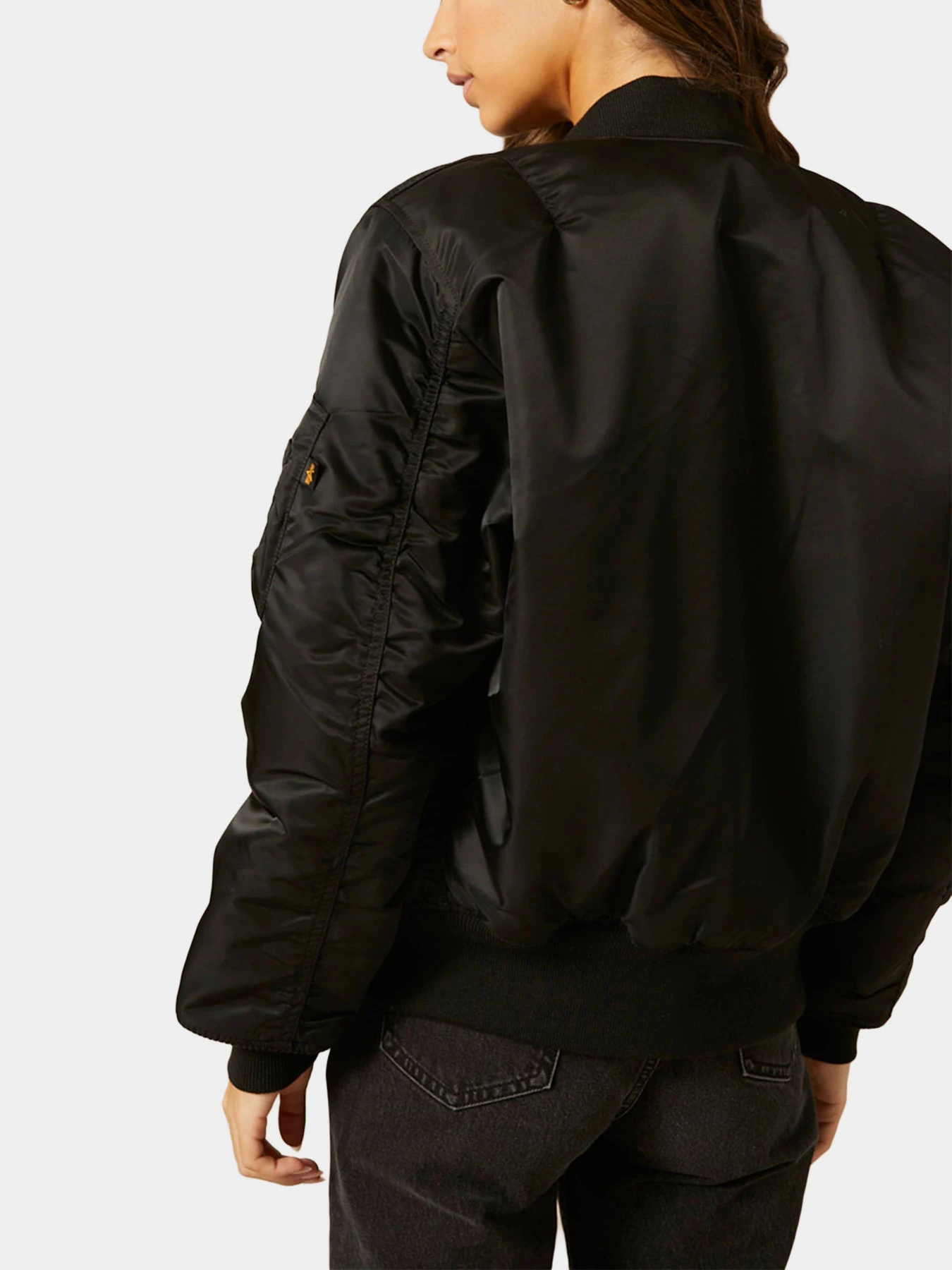 Куртки и дубленки Alpha Industries модель MJM21000C1_001 Куртки и дубленки Alpha Industries модель MJM21000C1_001 Фото