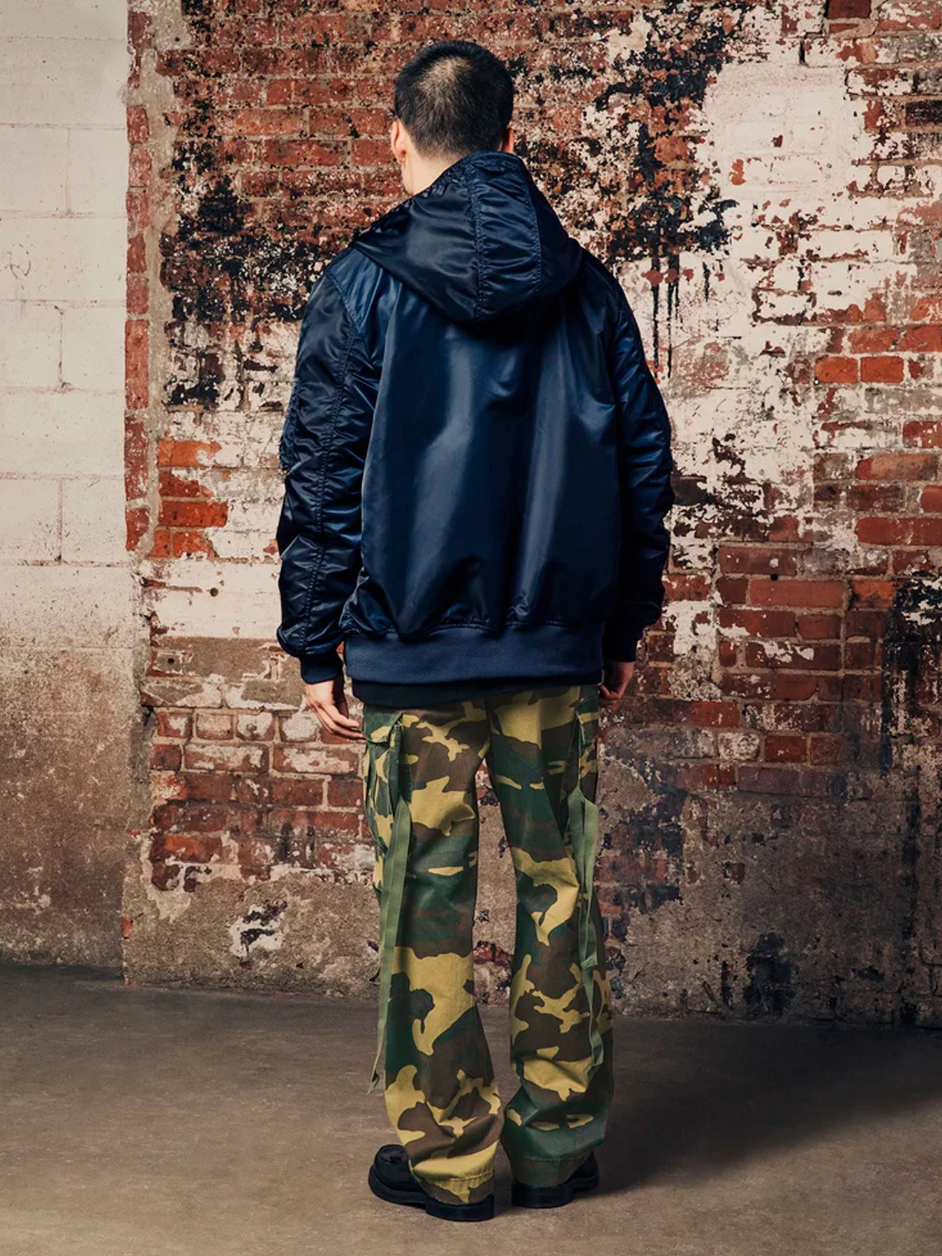 Куртки и дубленки Alpha Industries модель UJL52000C1_410 Куртки и дубленки Alpha Industries модель UJL52000C1_410 Фото