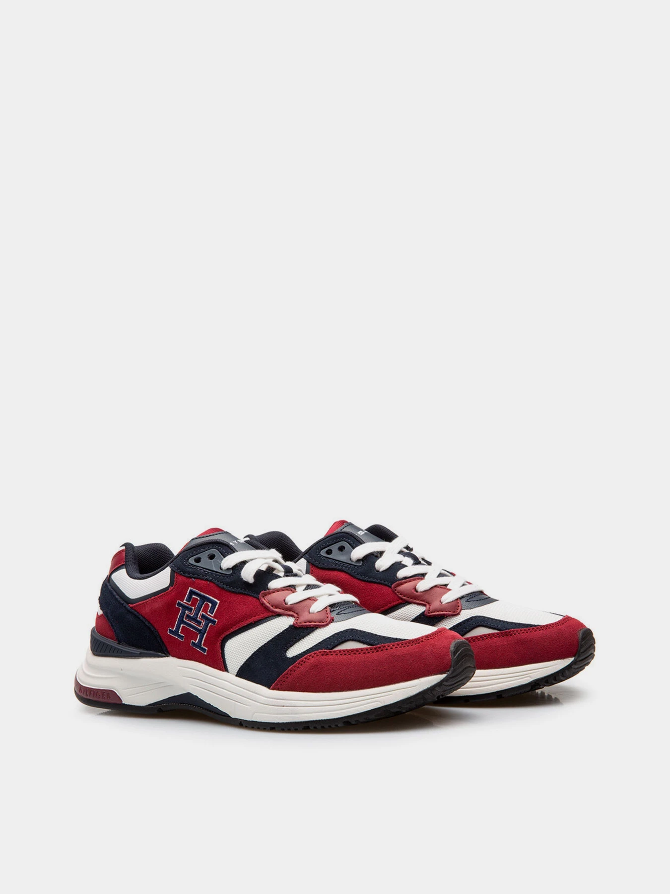Кроссовки Tommy Hilfiger модель FM0FM04272-DW5 Кроссовки Tommy Hilfiger модель FM0FM04272-DW5 Фото