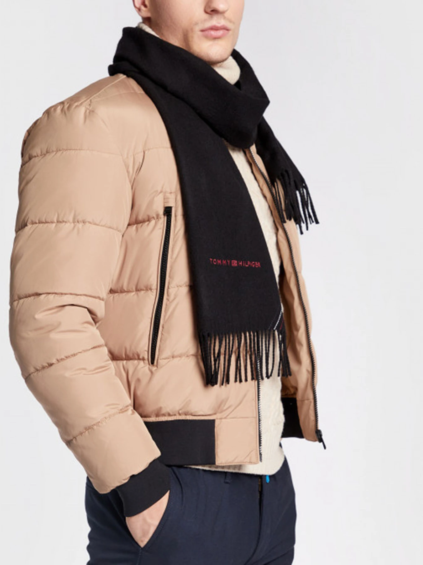Шарфы и платки Tommy Hilfiger модель AM0AM10373-BDS Фото