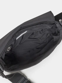 Сумки Tommy Hilfiger модель AW0AW12496-0GJ Фото
