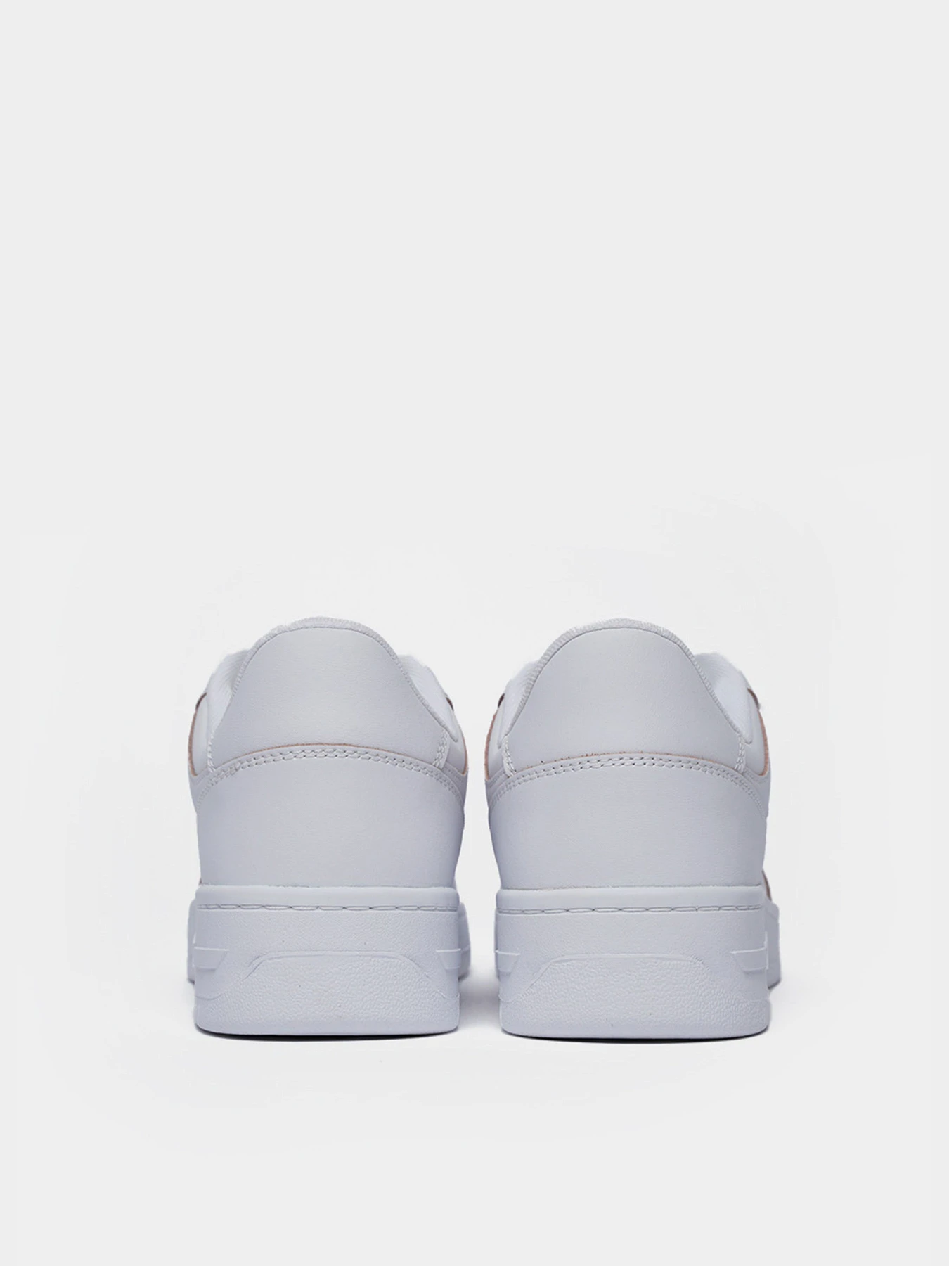 Кроссовки Tommy Hilfiger модель EM0EM01017-YBR Кроссовки Tommy Hilfiger модель EM0EM01017-YBR Фото