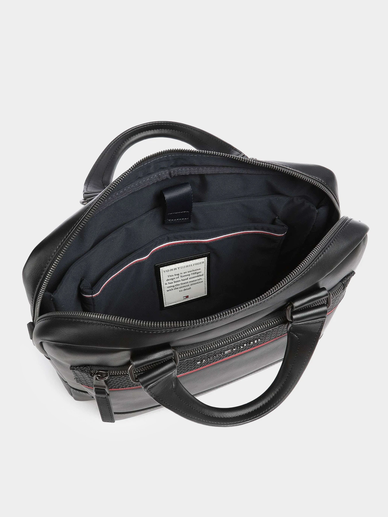 Сумки Tommy Hilfiger модель AM0AM09256-BDS Сумки Tommy Hilfiger модель AM0AM09256-BDS Фото