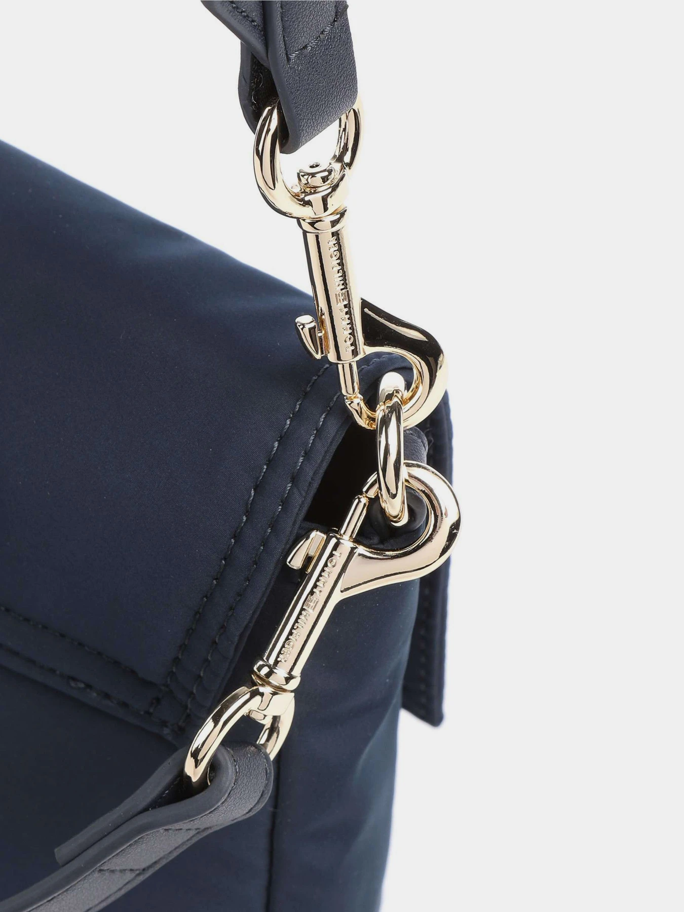Сумки Tommy Hilfiger модель AW0AW12015-C7H Фото