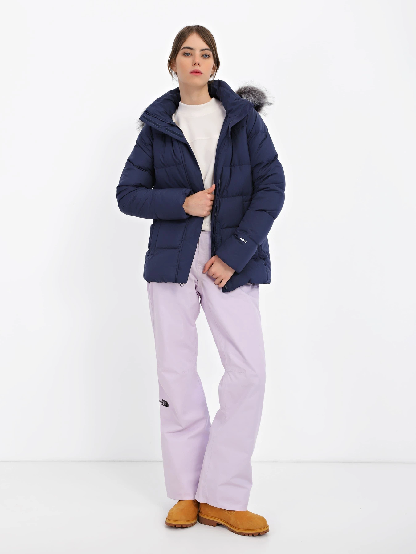 Куртки и дубленки The North Face модель NF0A4R338K21 Куртки и дубленки The North Face модель NF0A4R338K21 Фото