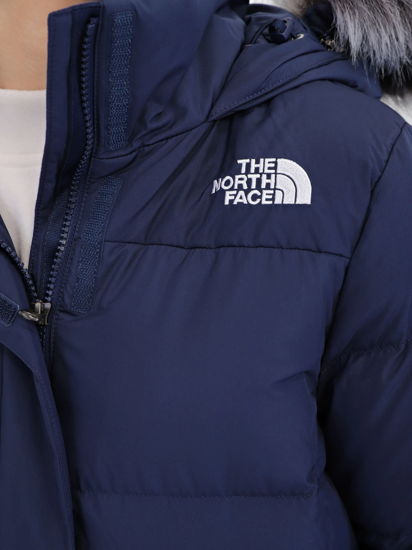 Куртки и дубленки The North Face модель NF0A4R338K21 Куртки и дубленки The North Face модель NF0A4R338K21 Фото