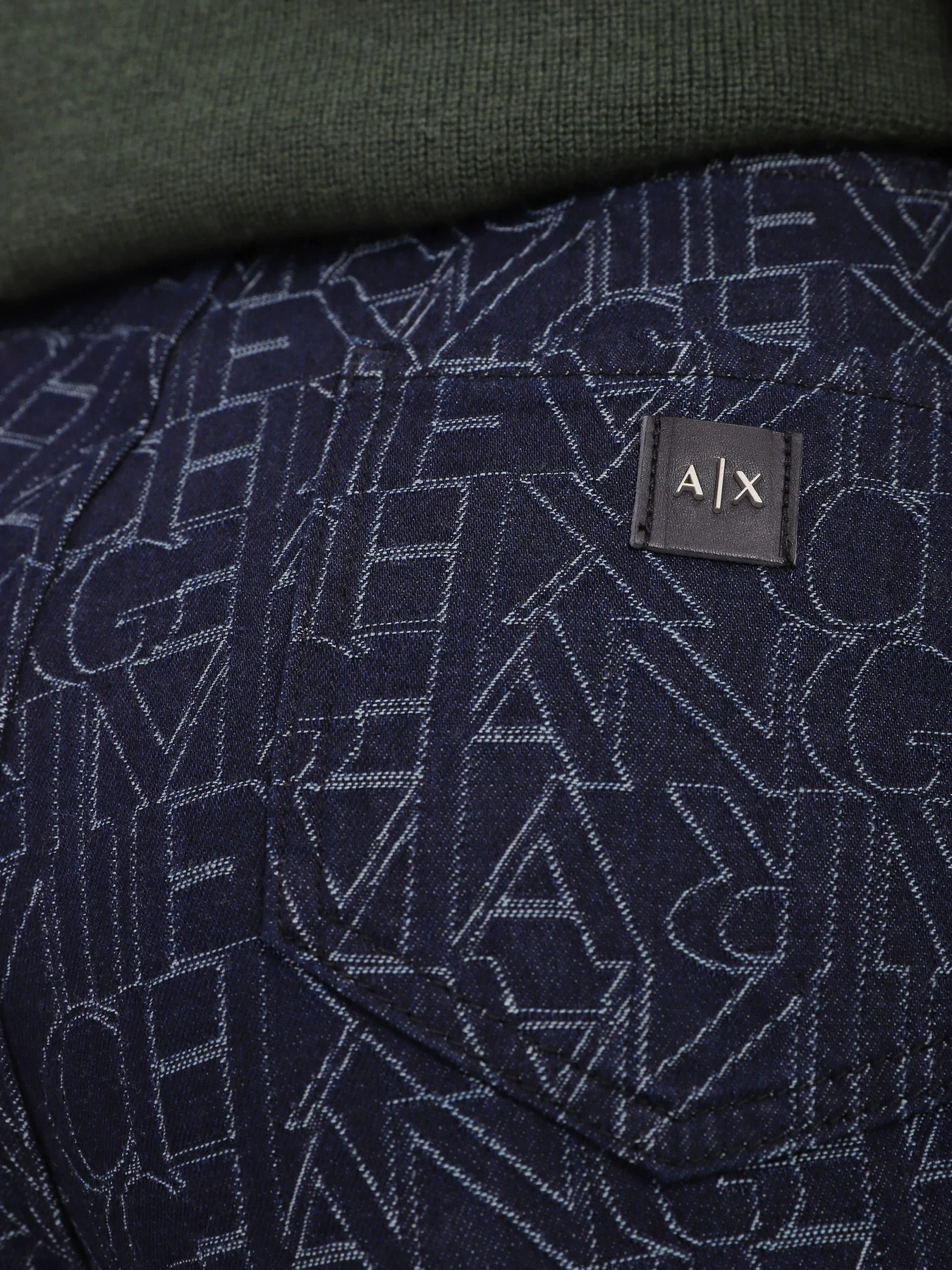 Джинсы Armani Exchange модель 6LYJ81-Y1LHZ-1500 Джинсы Armani Exchange модель 6LYJ81-Y1LHZ-1500 Фото