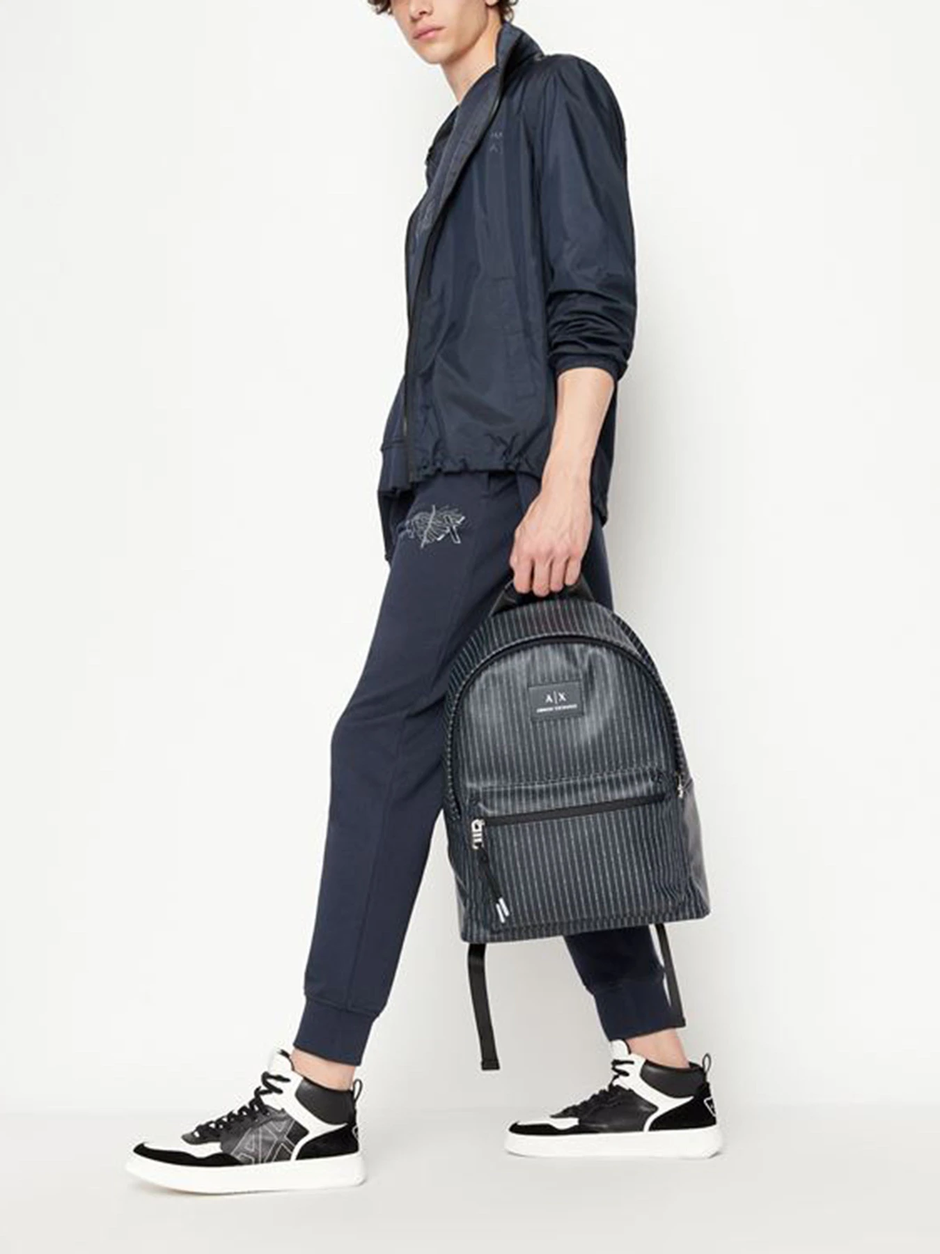 Брюки Armani Exchange модель 6LZPHG-ZJ6RZ-1510 Брюки Armani Exchange модель 6LZPHG-ZJ6RZ-1510 Фото